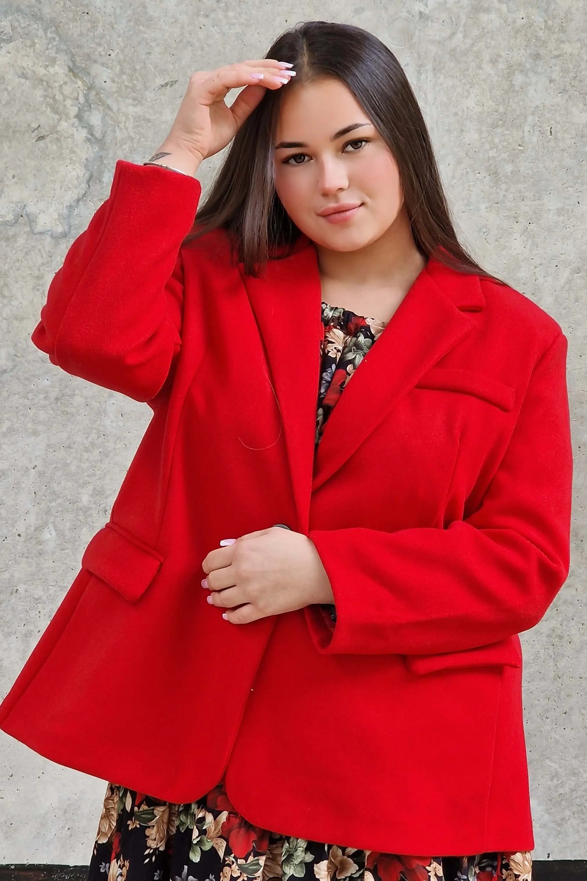 Oversize marynarka plus size – nowoczesna elegancja i stylowy komfort Stylowa XL