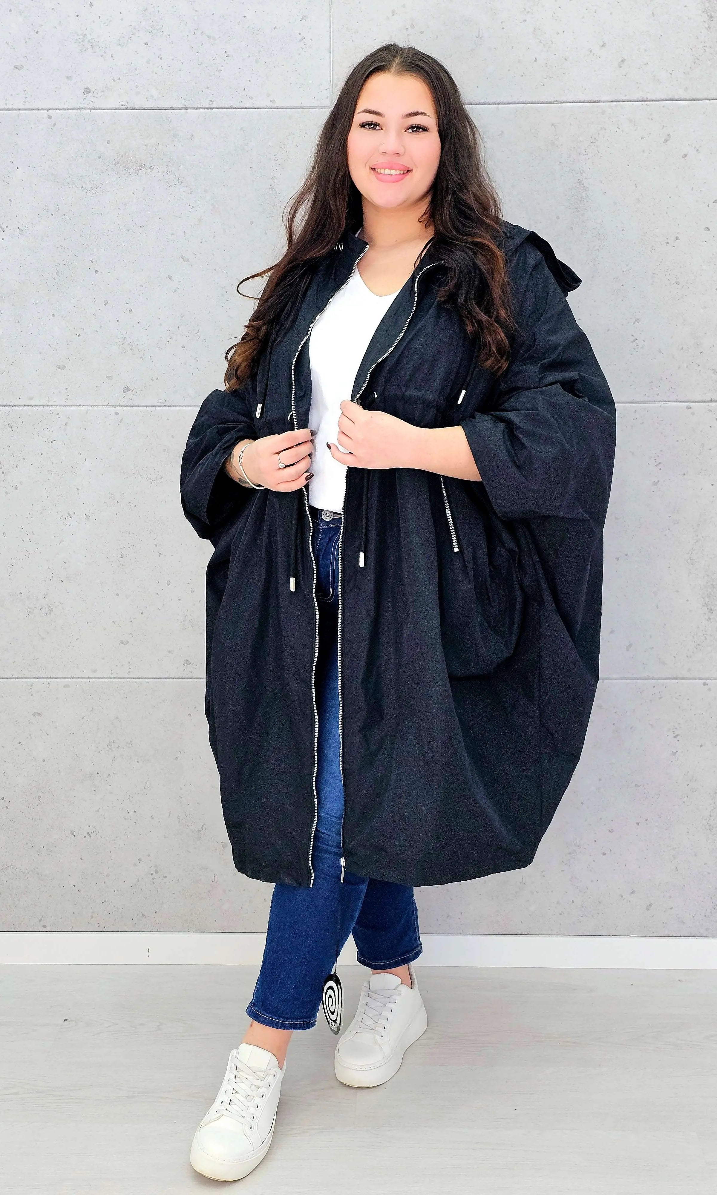 Parka oversize – lekkość, styl i swoboda w modzie plus size Stylowa XL