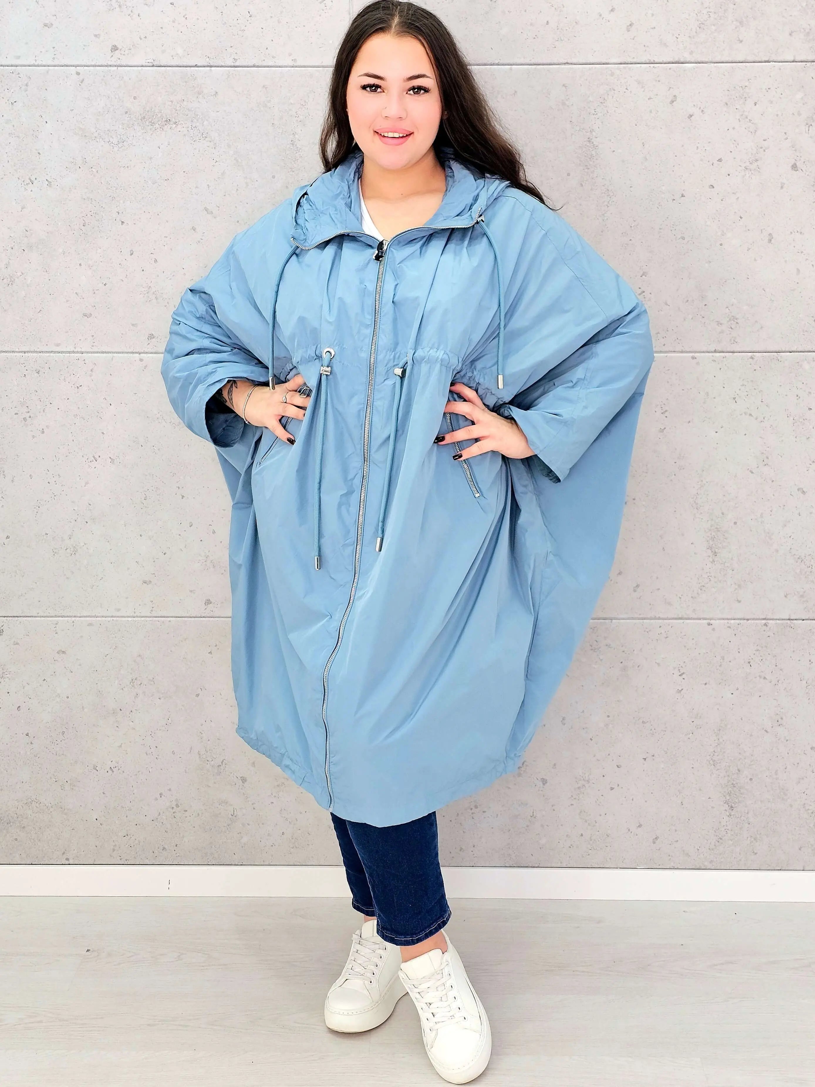 Parka oversize – lekkość, styl i swoboda w modzie plus size Stylowa XL