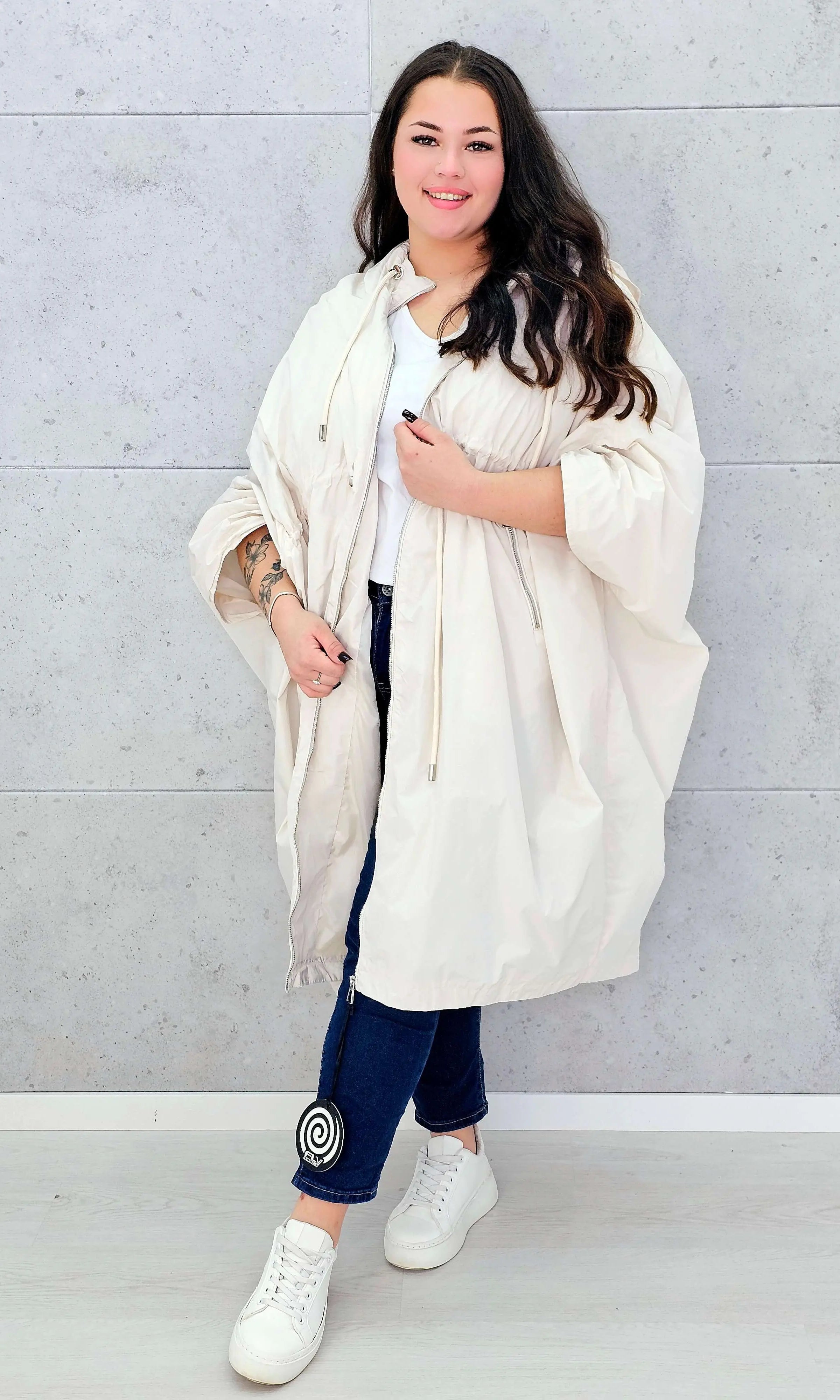 Parka oversize – lekkość, styl i swoboda w modzie plus size Stylowa XL