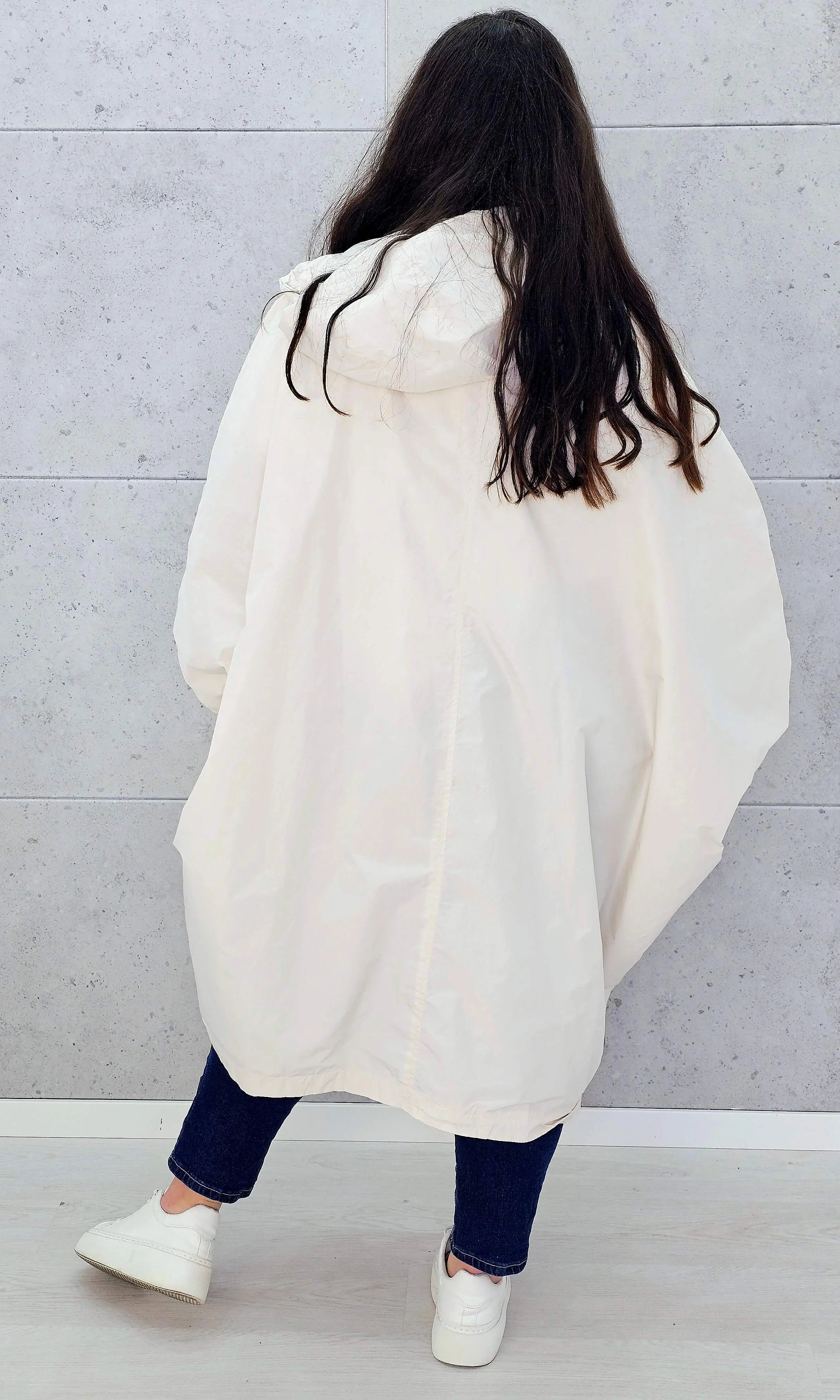 Parka oversize – lekkość, styl i swoboda w modzie plus size Stylowa XL