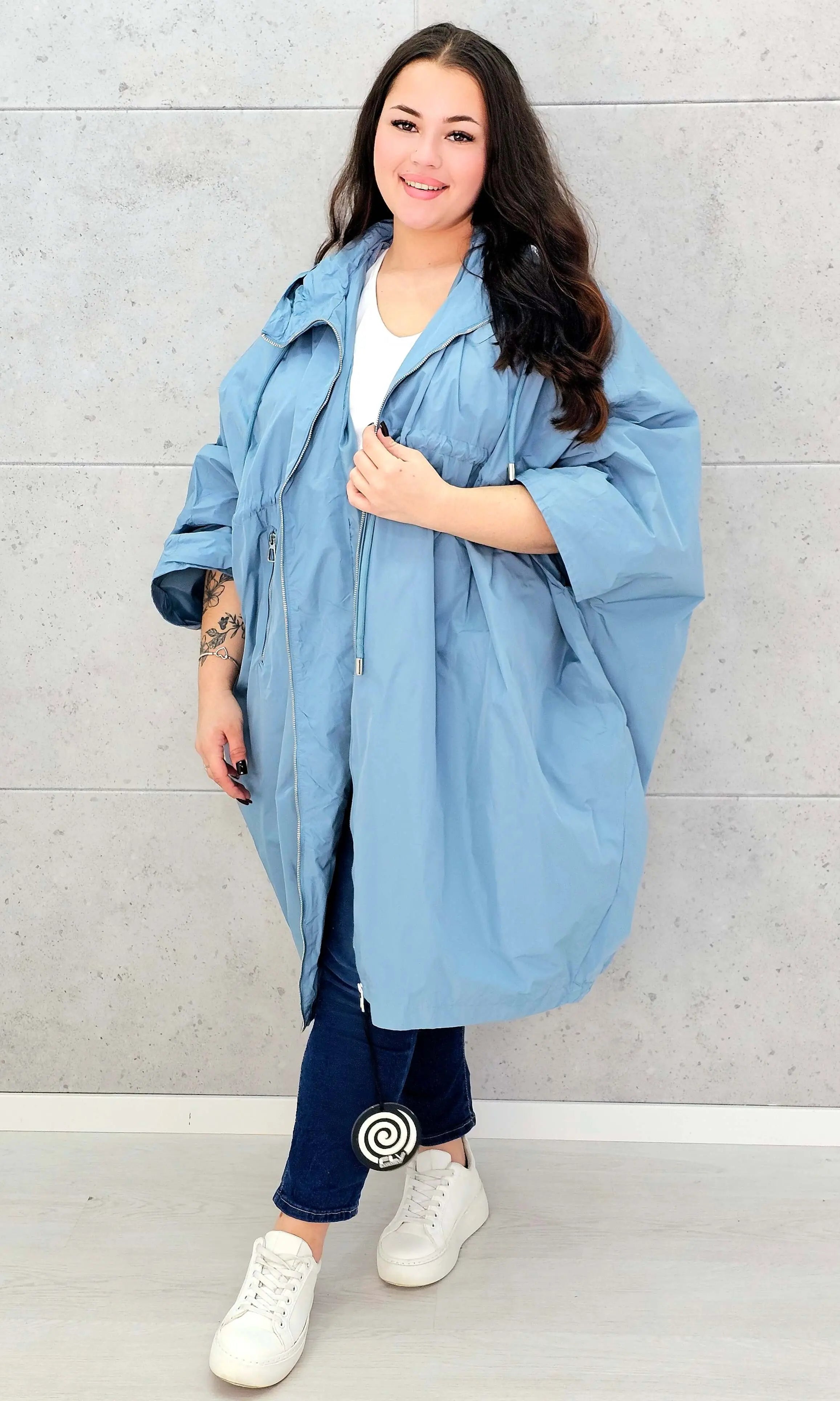 Parka oversize – lekkość, styl i swoboda w modzie plus size Stylowa XL