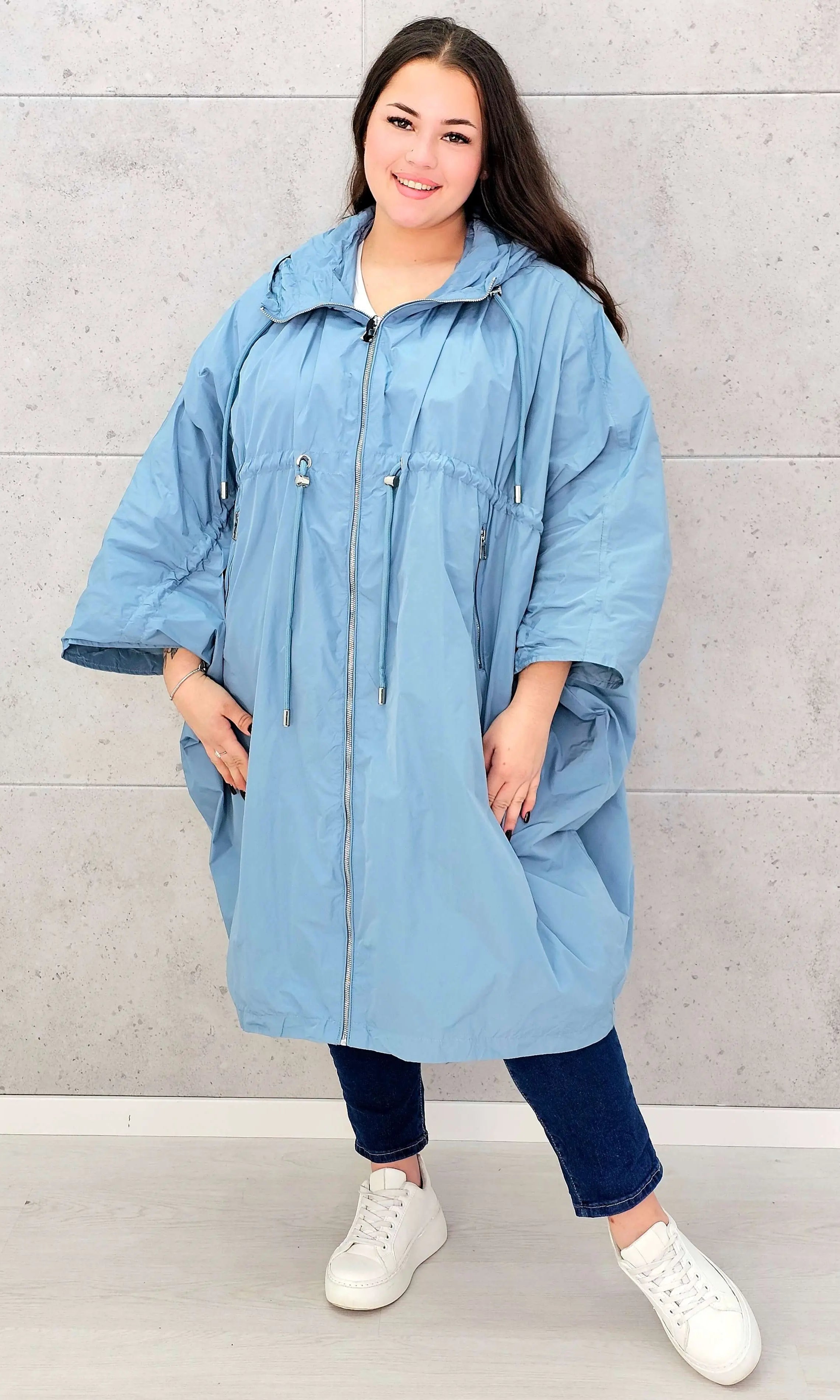 Parka oversize – lekkość, styl i swoboda w modzie plus size Stylowa XL