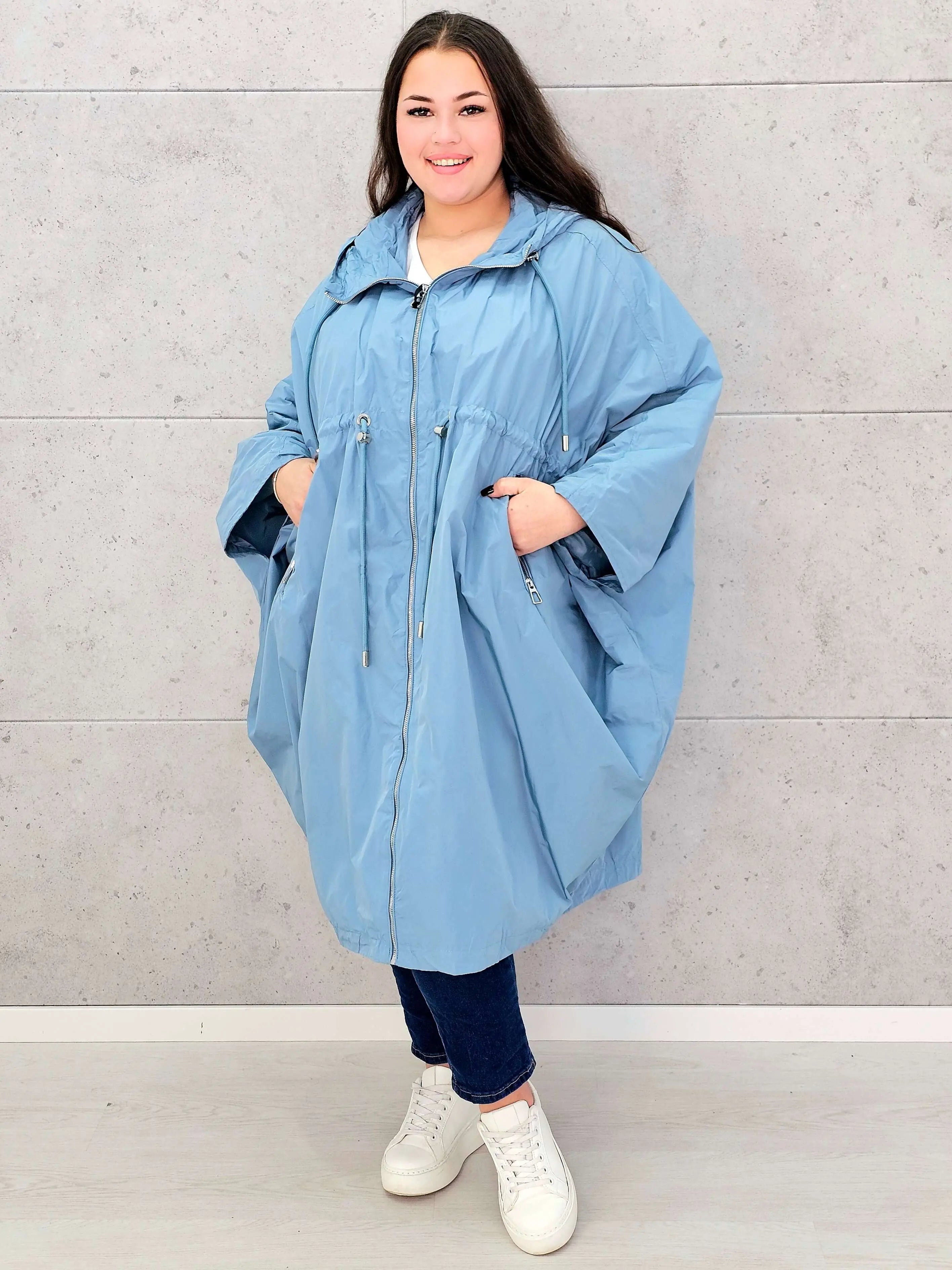 Parka oversize – lekkość, styl i swoboda w modzie plus size Stylowa XL