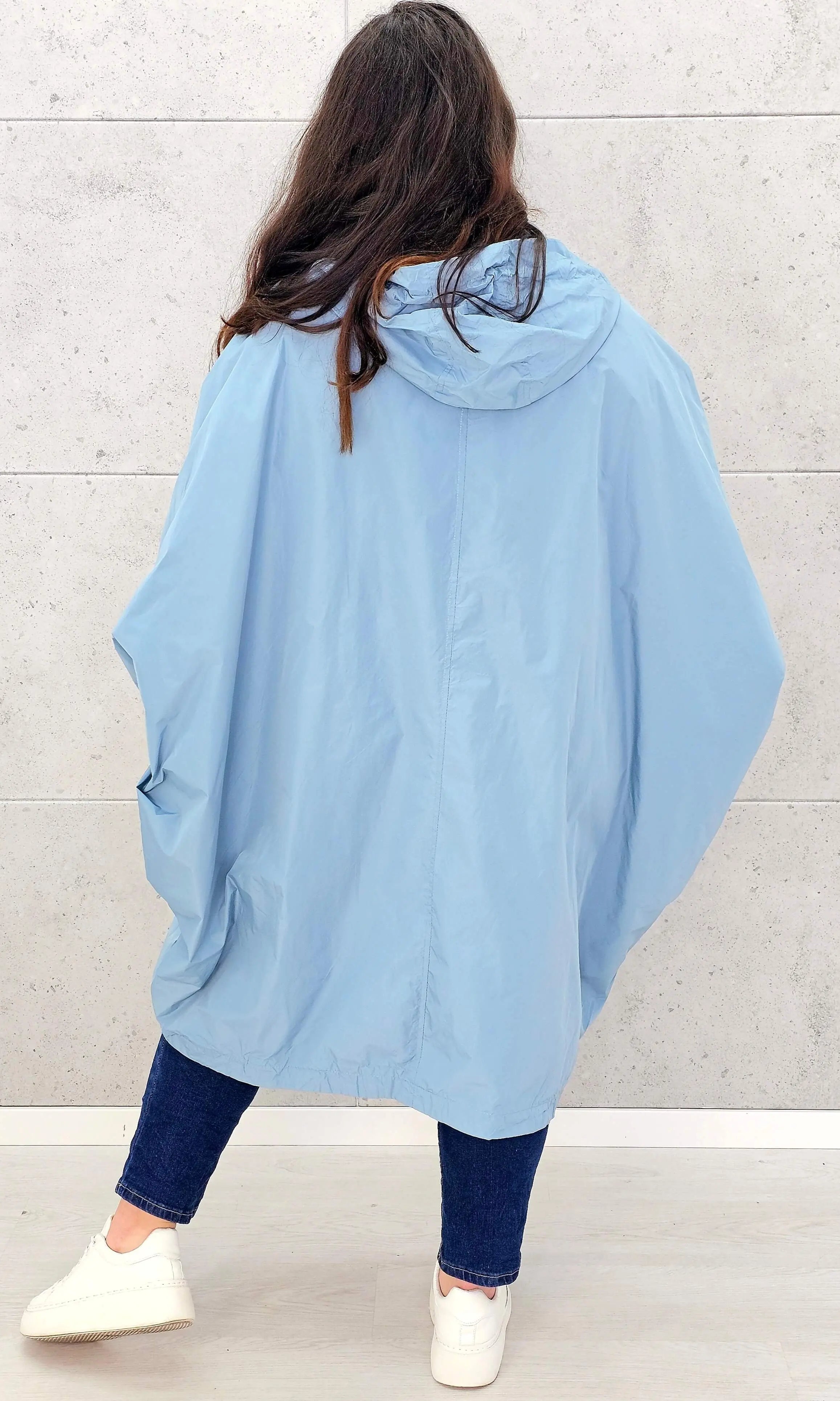 Parka oversize – lekkość, styl i swoboda w modzie plus size Stylowa XL