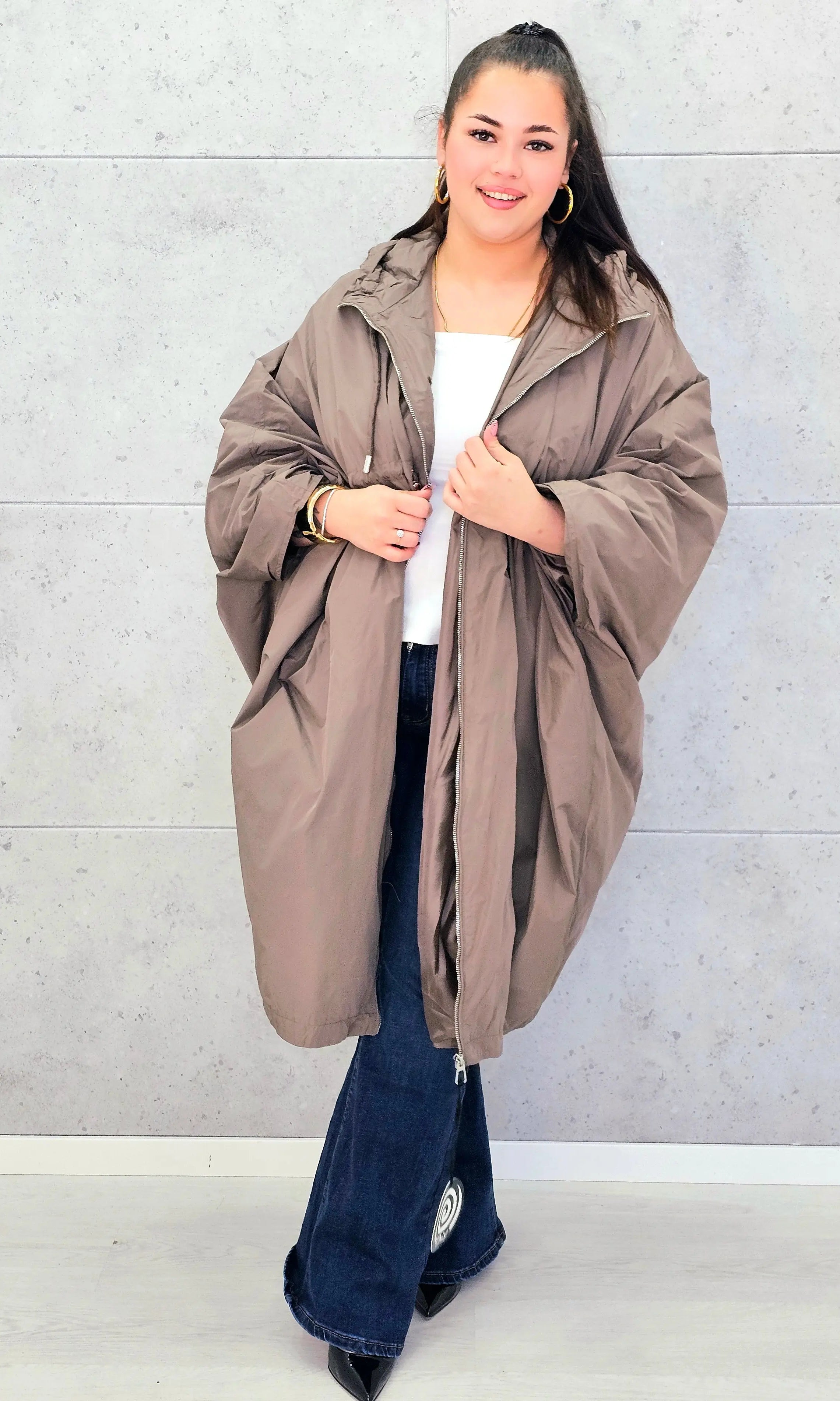 Parka oversize – lekkość, styl i swoboda w modzie plus size Stylowa XL