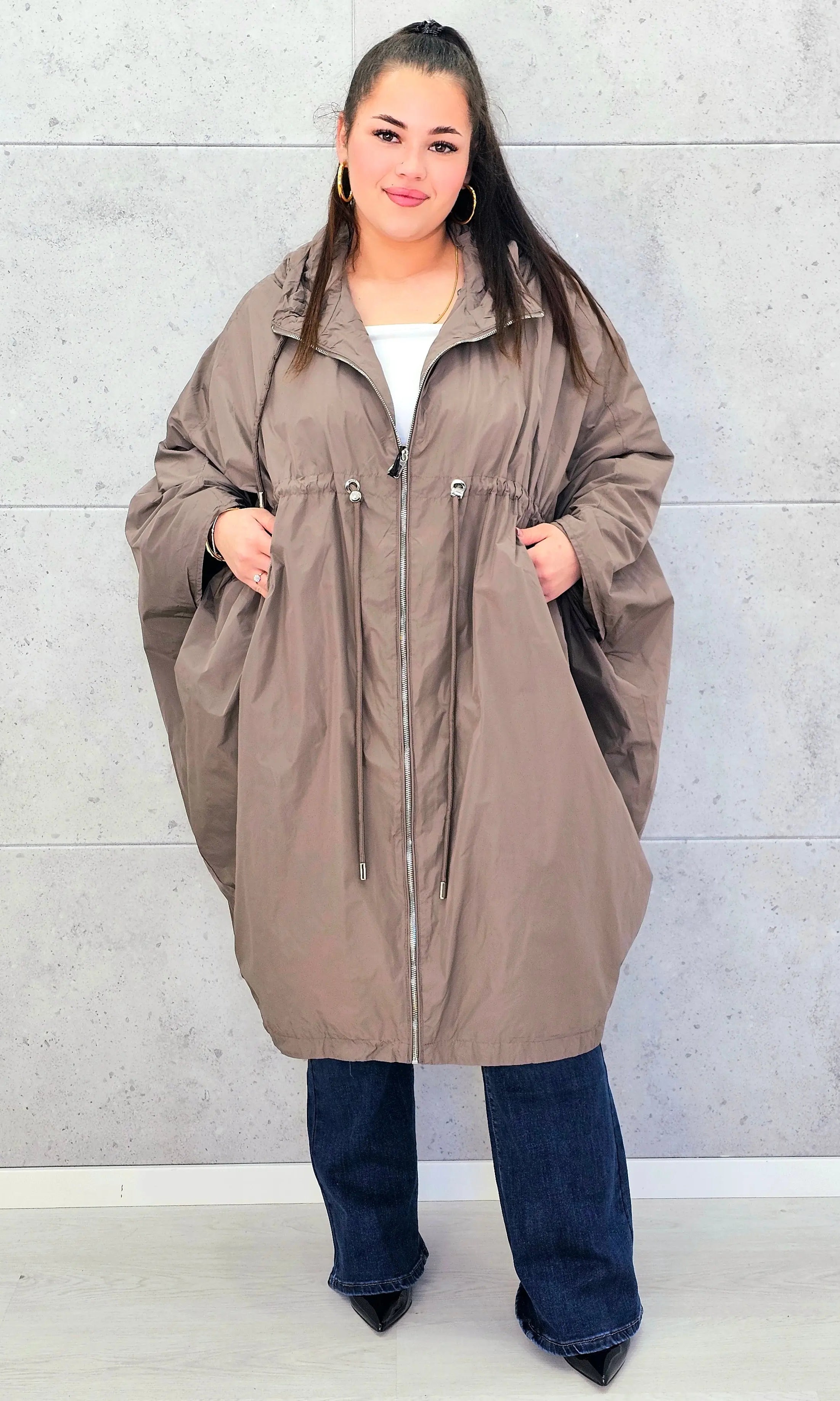 Parka oversize – lekkość, styl i swoboda w modzie plus size Stylowa XL