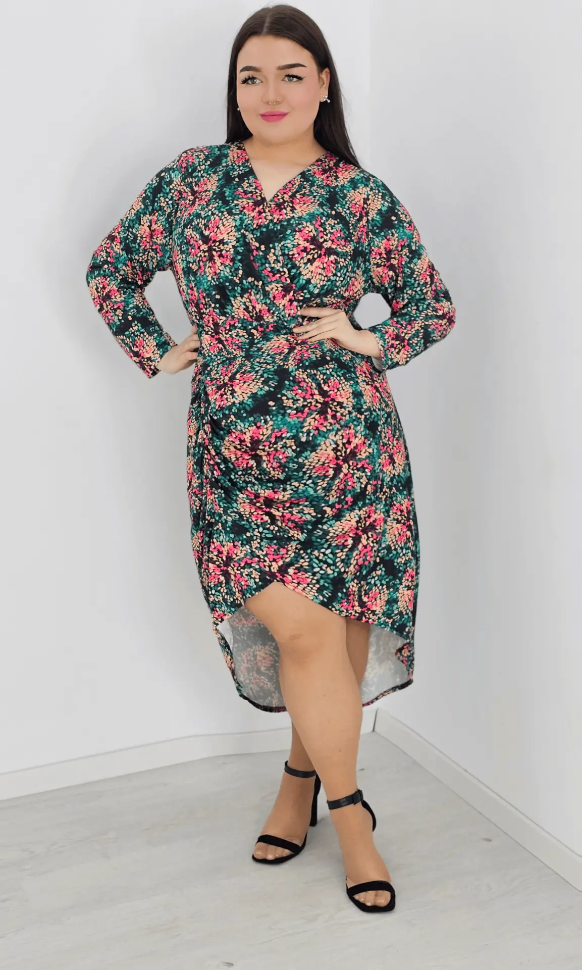 Piękna sukienka łączka, tył dłuższy Stylowa XL