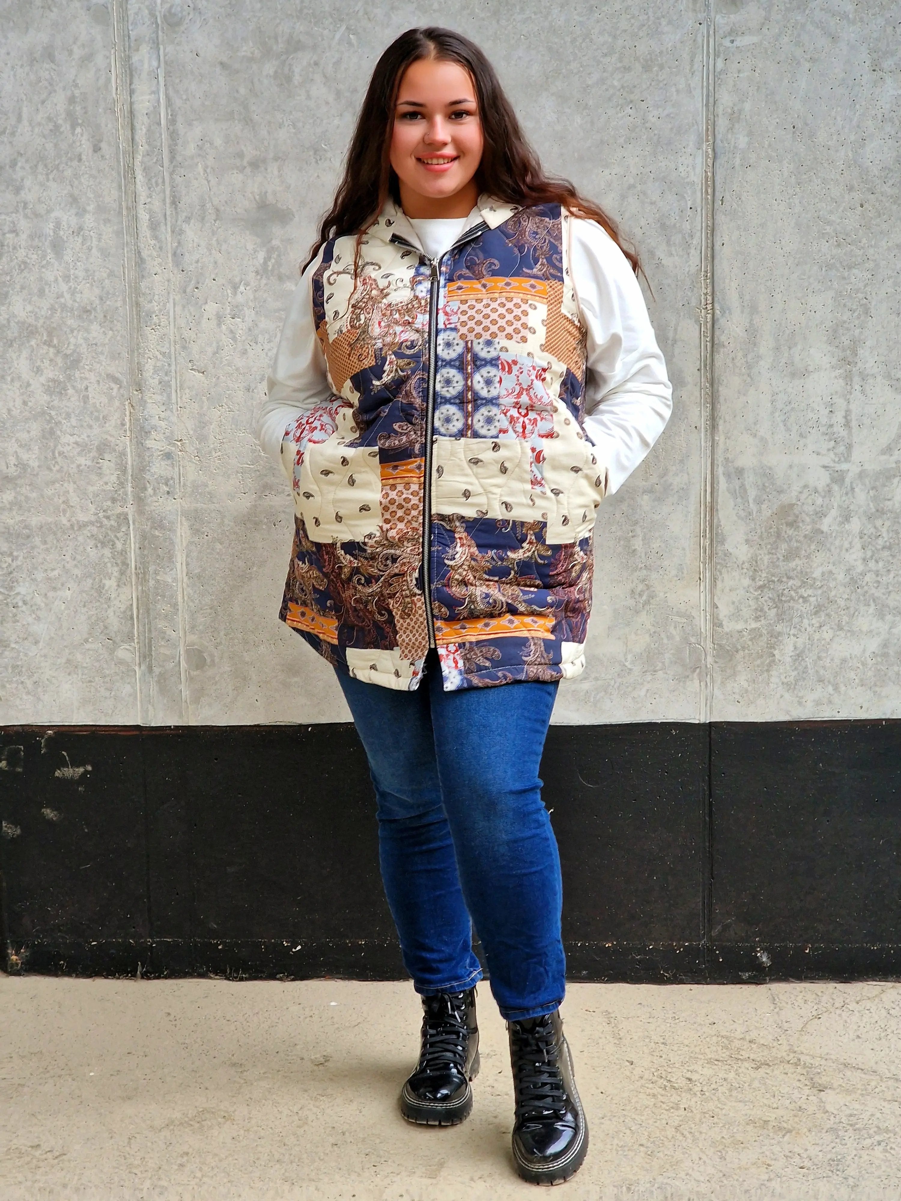 Pikowana kamizelka w kwiaty Stylowa XL