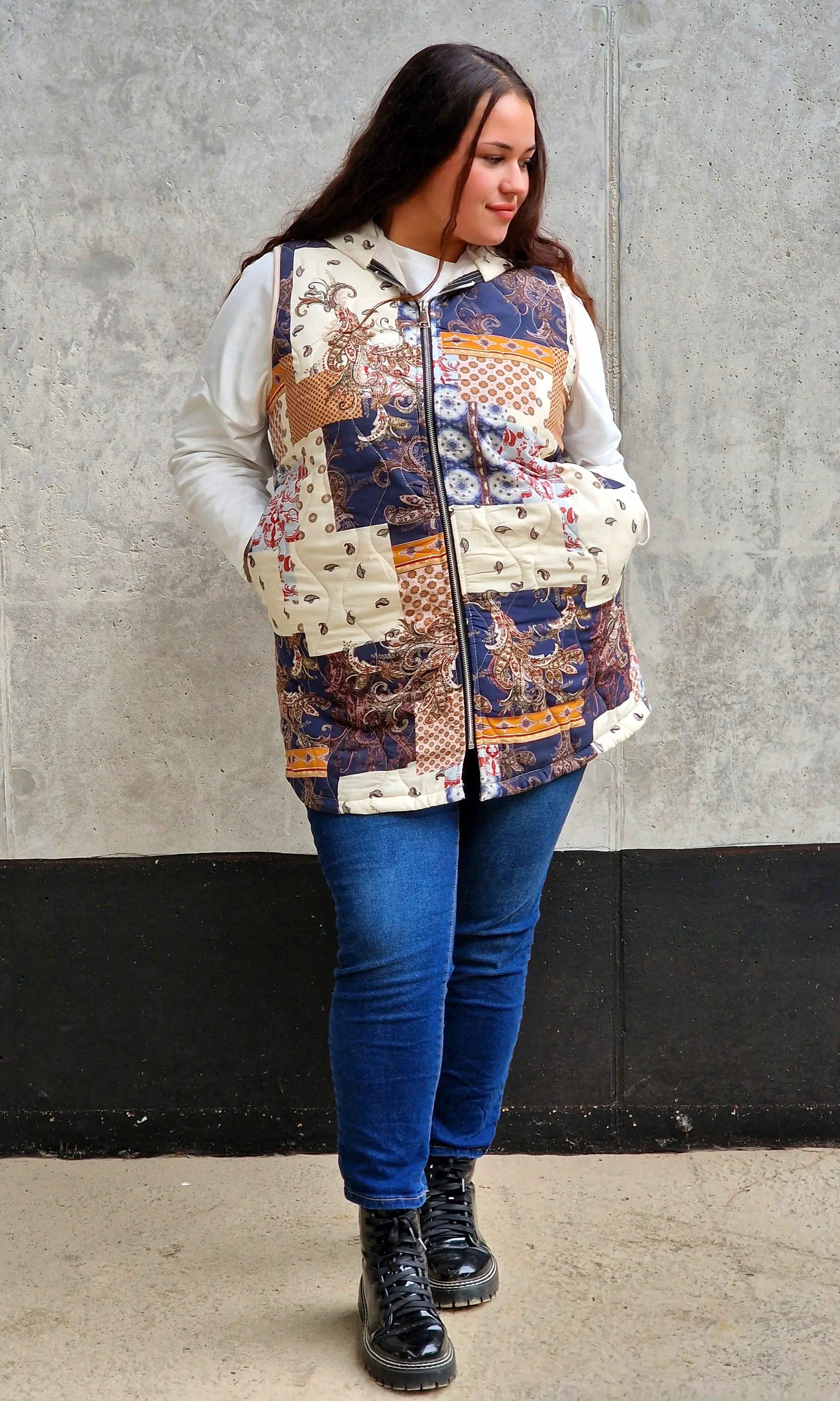 Pikowana kamizelka w kwiaty Stylowa XL