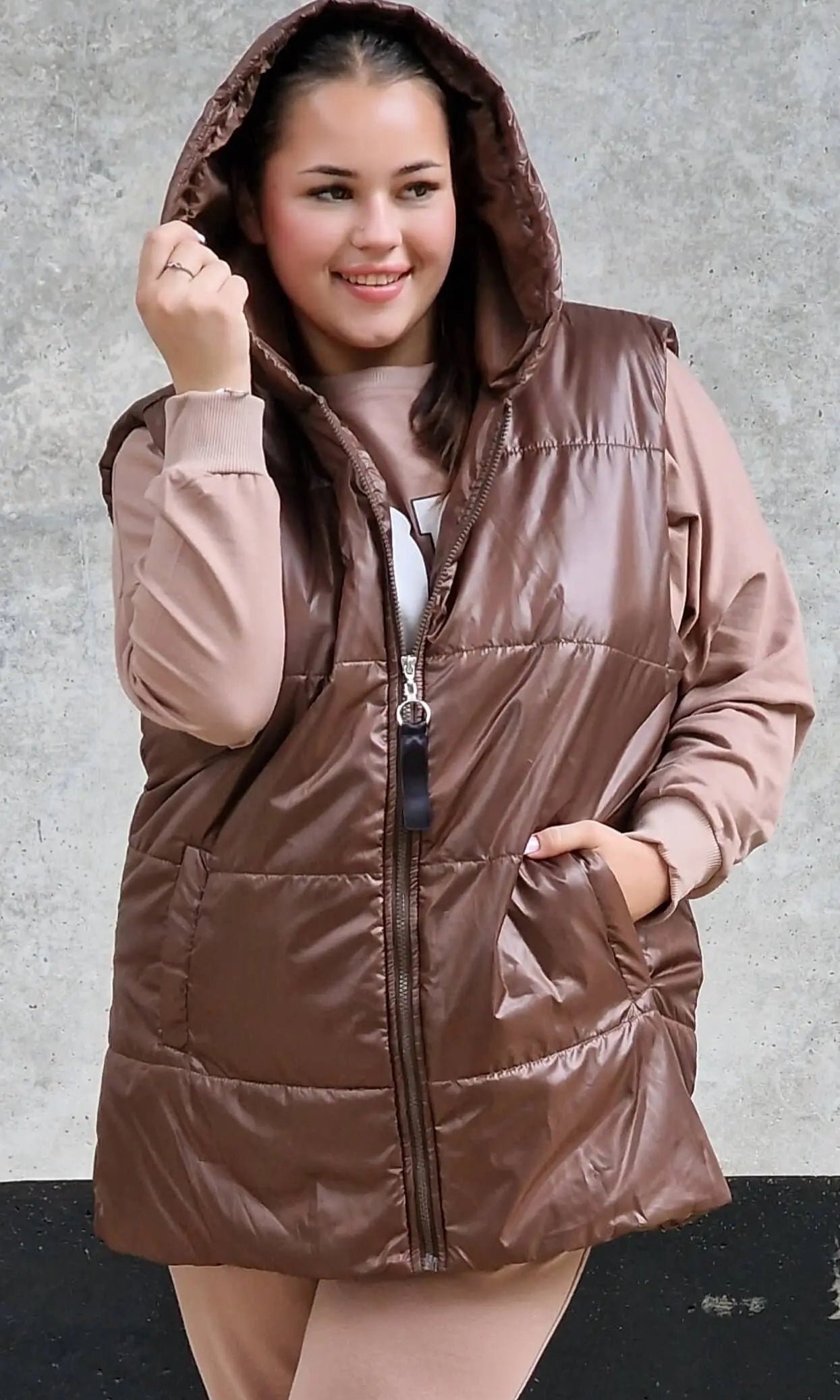 Pikowana kamizelka z kapturem Stylowa XL