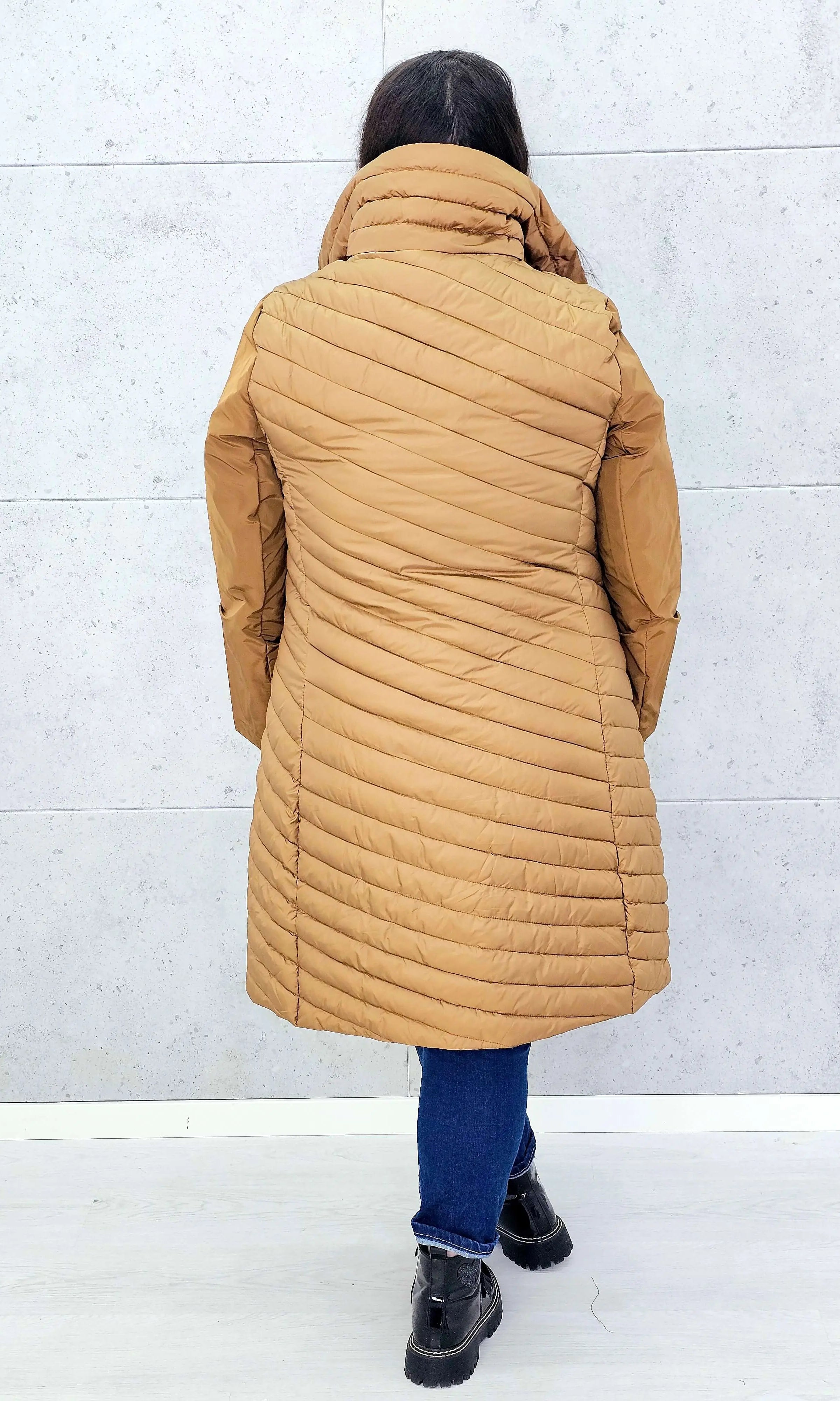 Pikowana kurtka damska – lekka, ciepła i elegancka propozycja plus size Stylowa XL