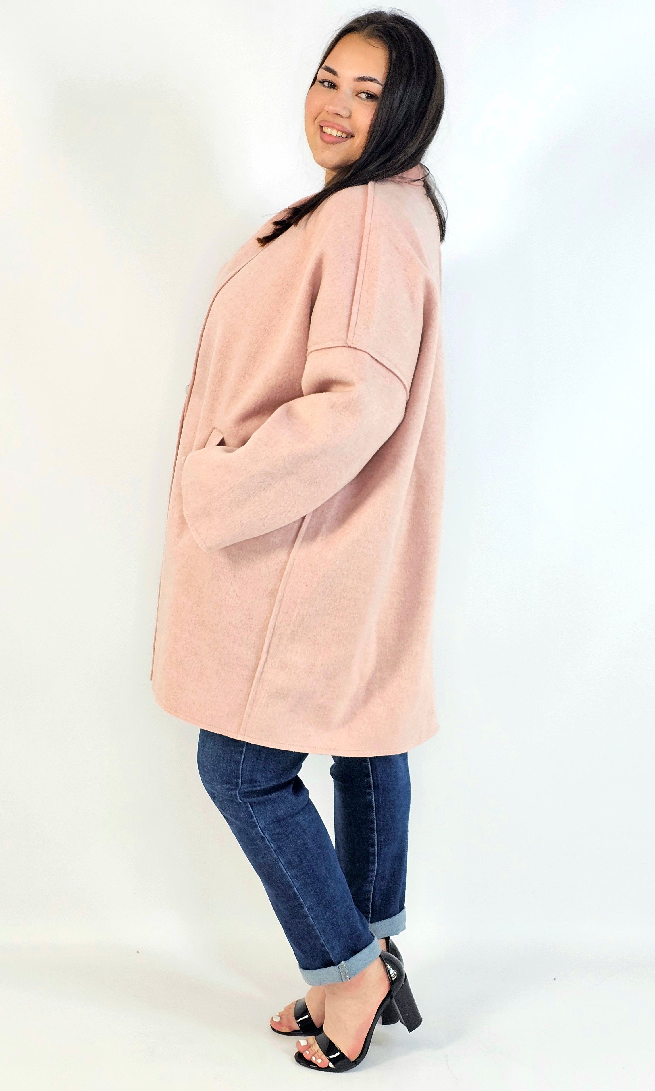 Płaszcz Oversize StylowaXL – Moda Plus Size dla Kobiet XXL | Elegancja i Komfo Stylowa XL