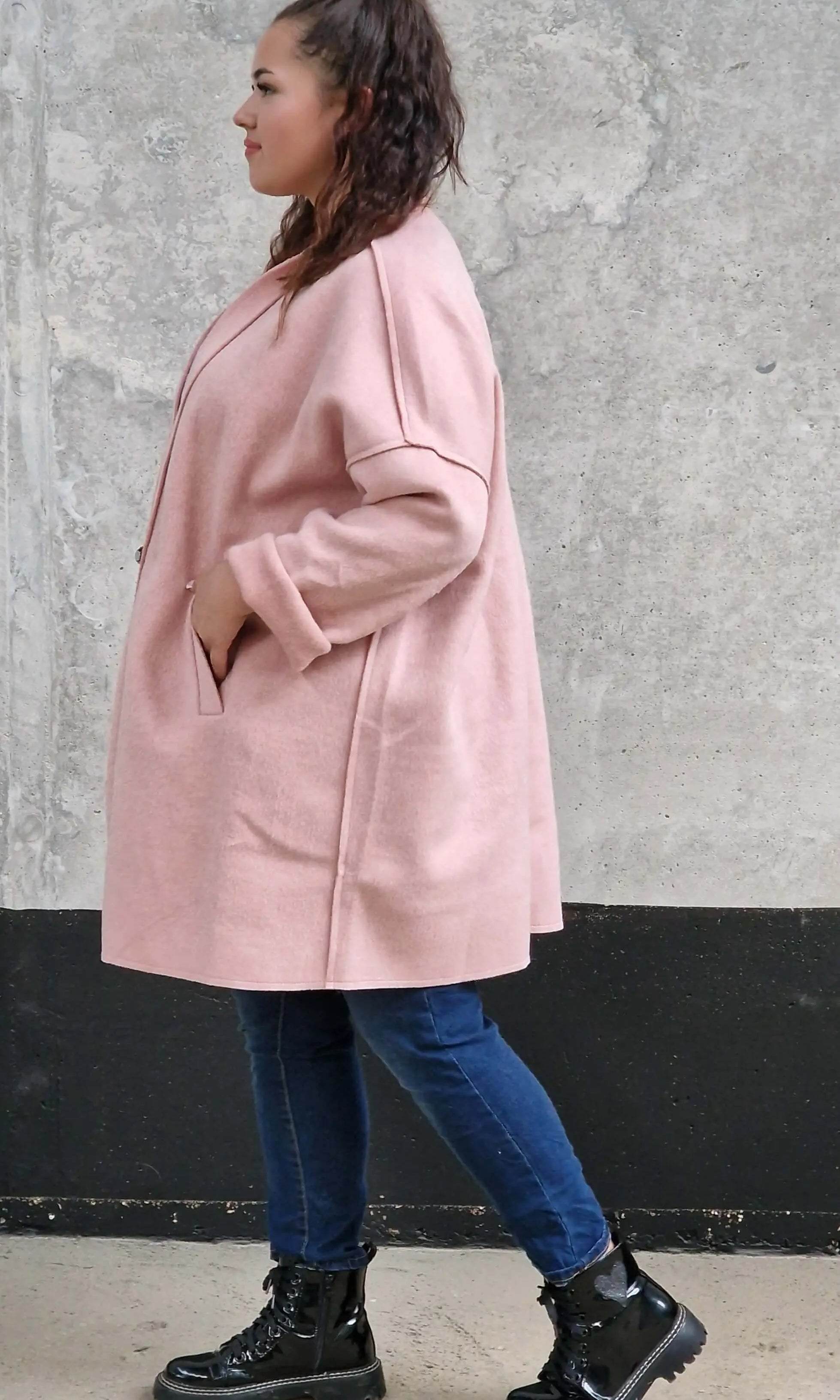 Płaszcz Oversize StylowaXL – Moda Plus Size dla Kobiet XXL | Elegancja i Komfo Stylowa XL