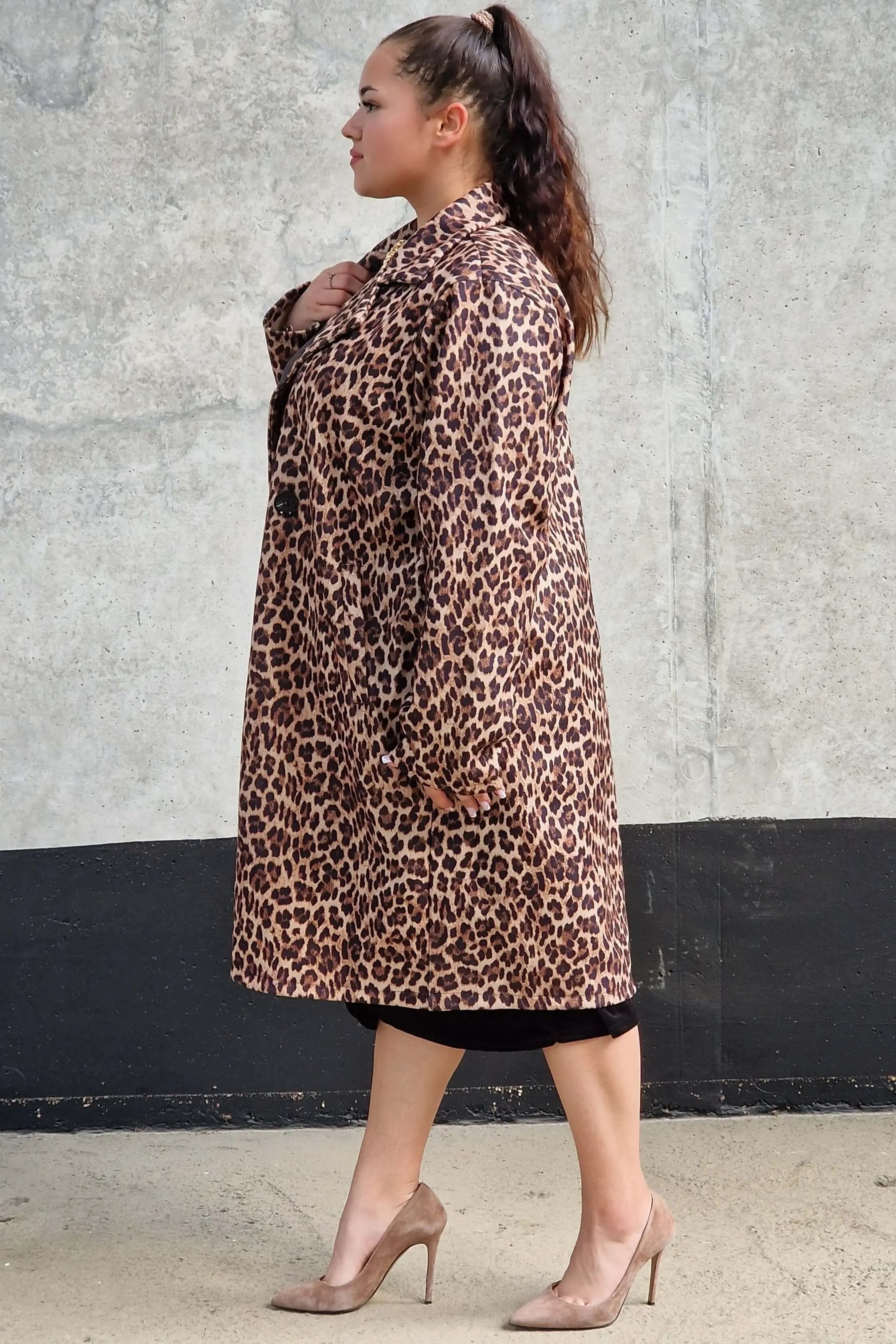 Płaszcz damski w panterkę Stylowa XL