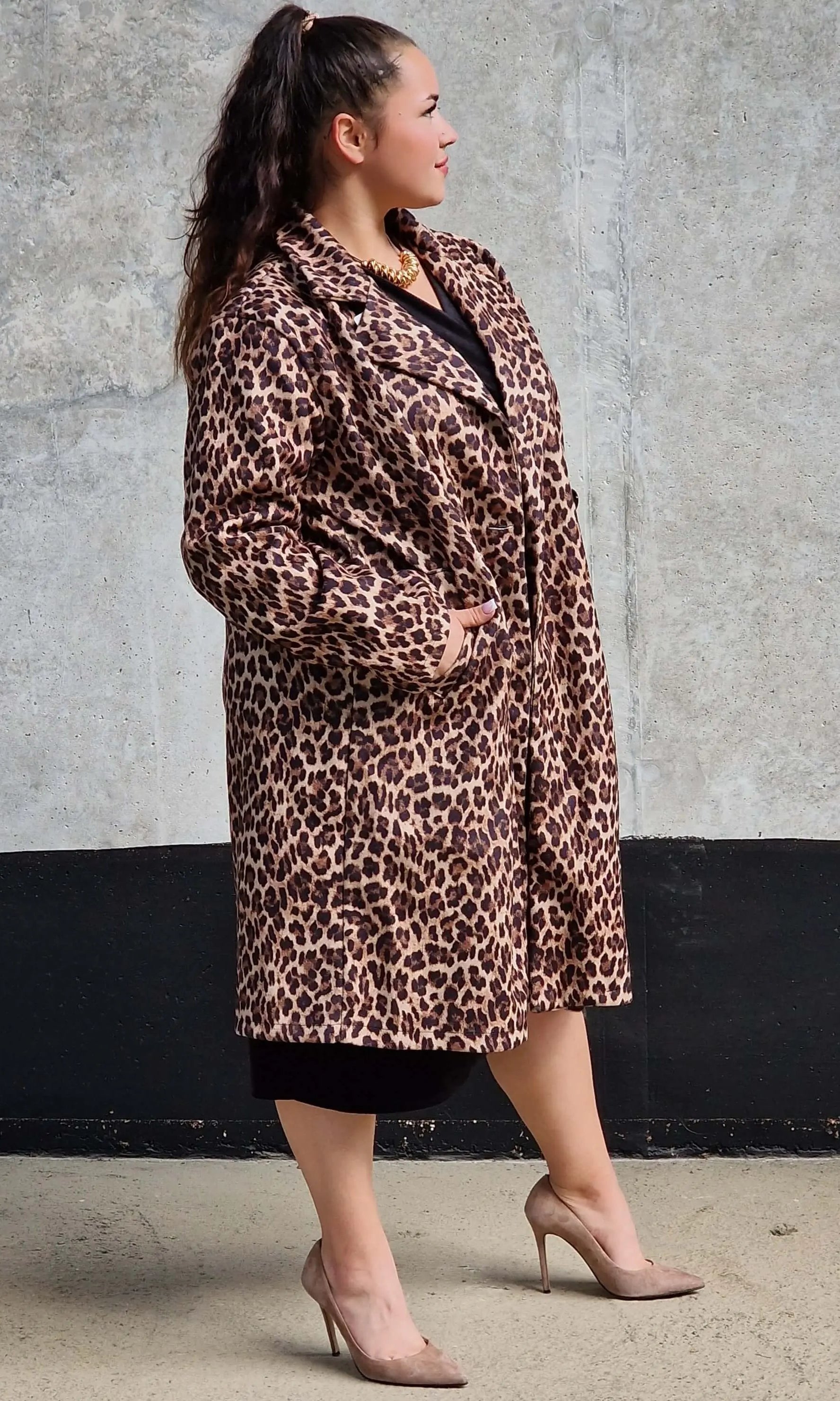 Płaszcz damski w panterkę Stylowa XL