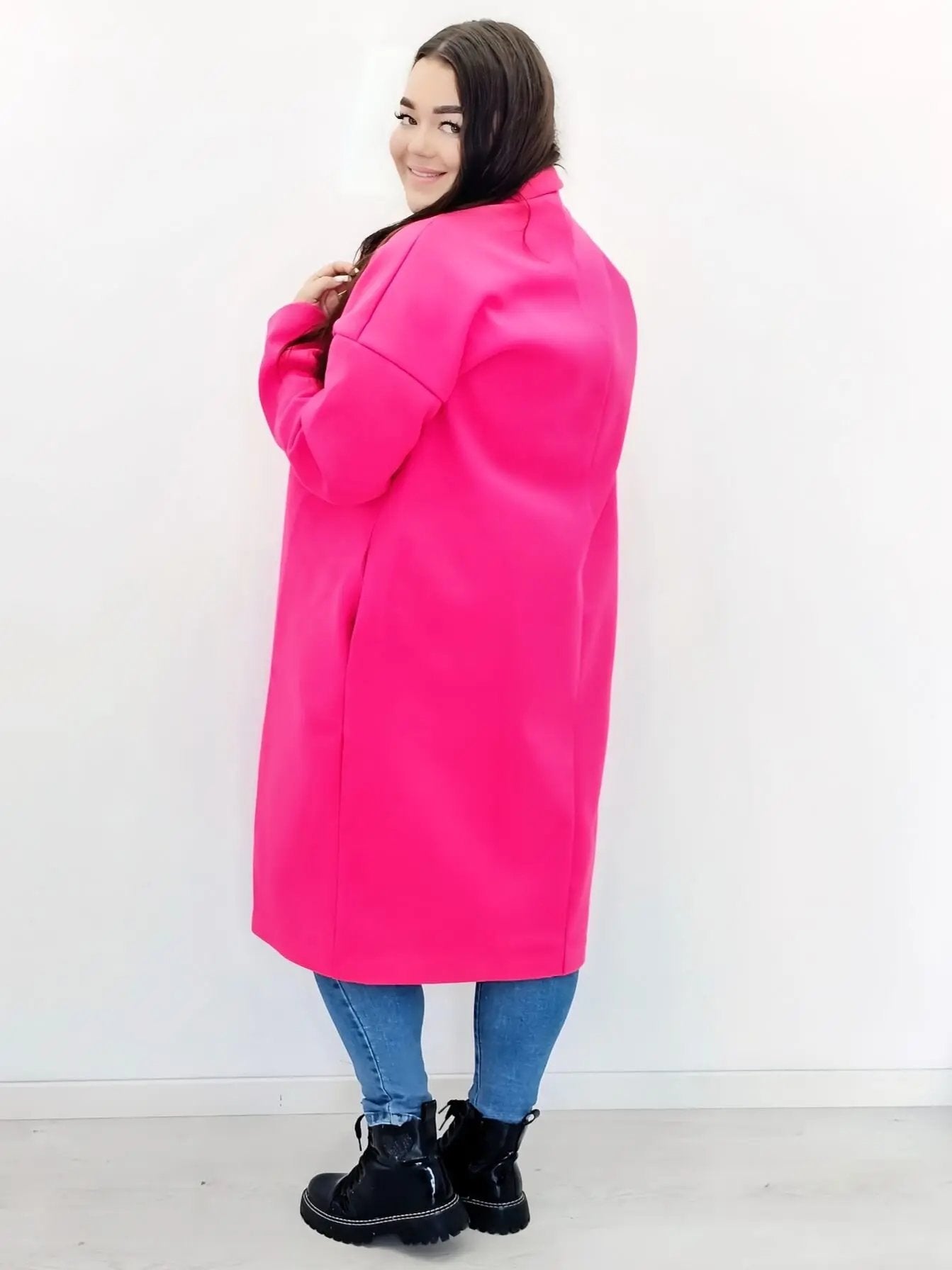 Płaszcz klasyczny z guzikami Stylowa XL