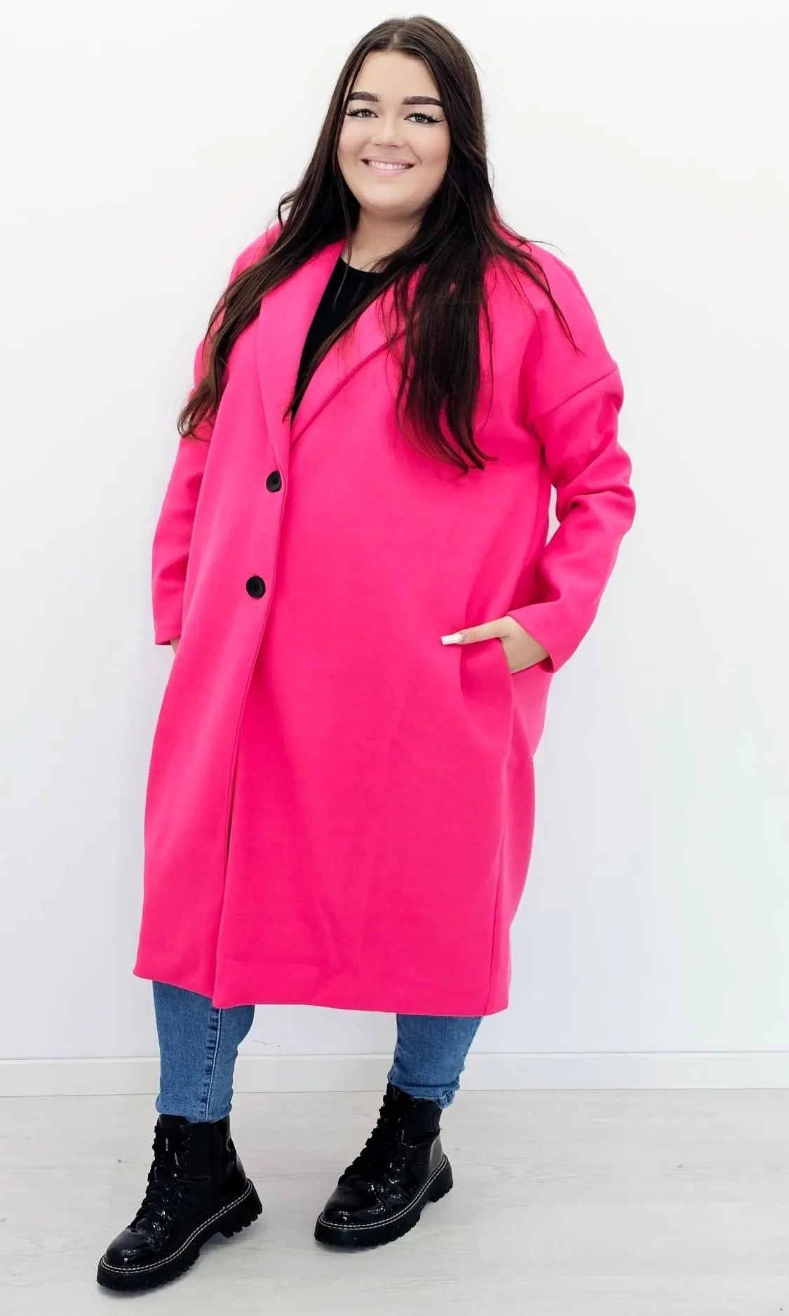 Płaszcz klasyczny z guzikami Stylowa XL