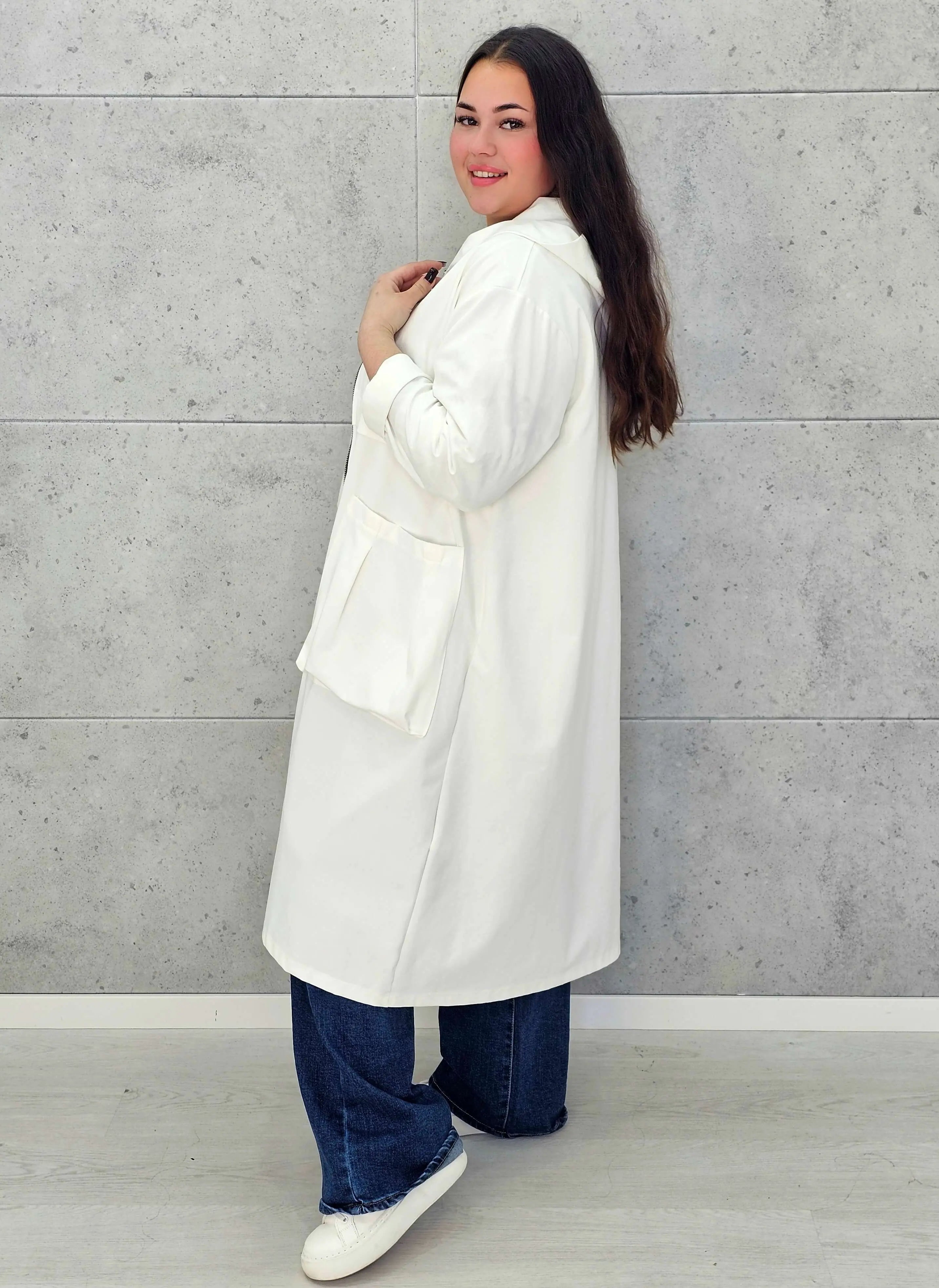 Płaszcz plus size StylowaXL – styl, komfort i kobieca elegancja - Stylowa XL