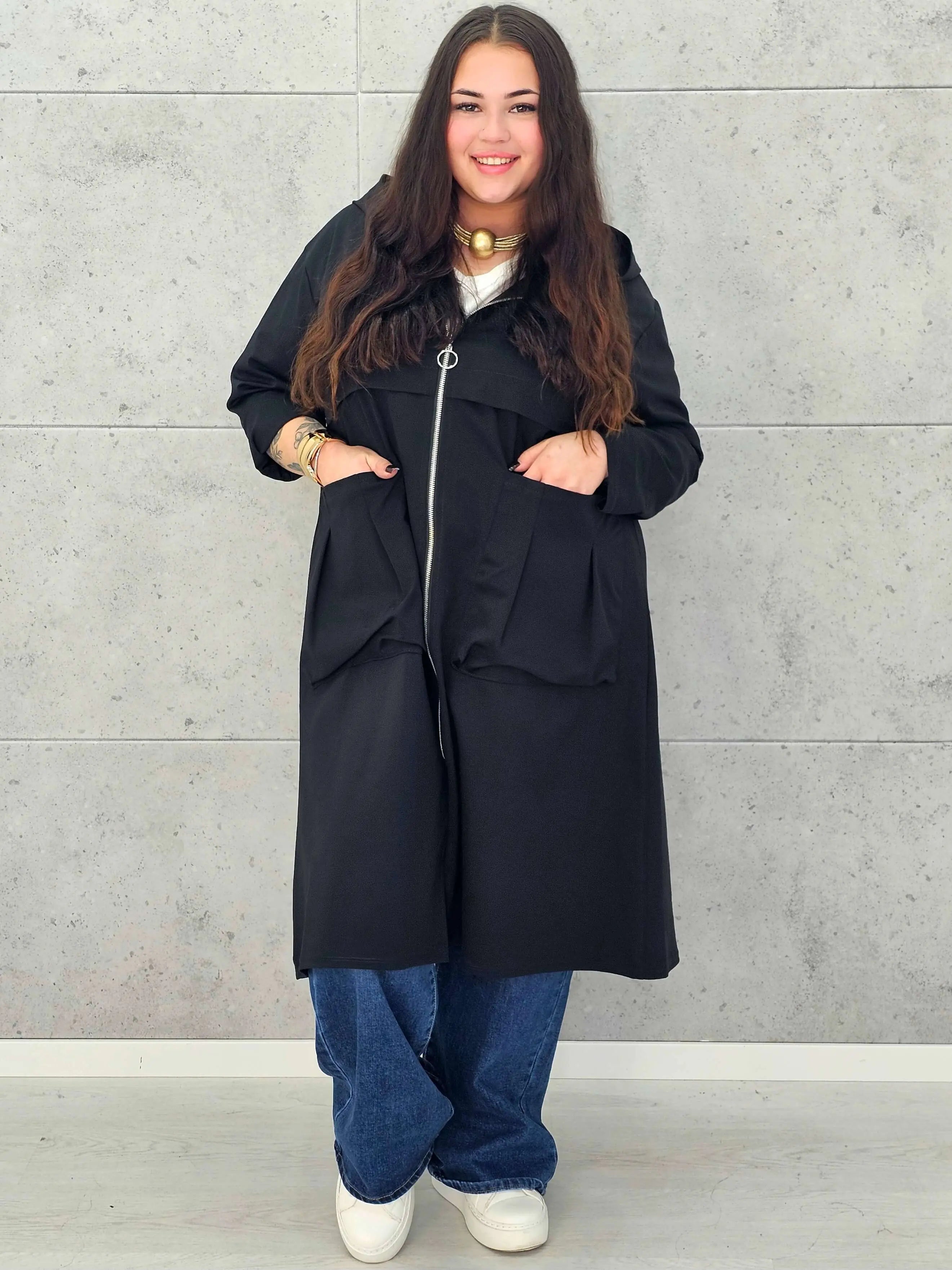 Płaszcz plus size StylowaXL – styl, komfort i kobieca elegancja - Stylowa XL