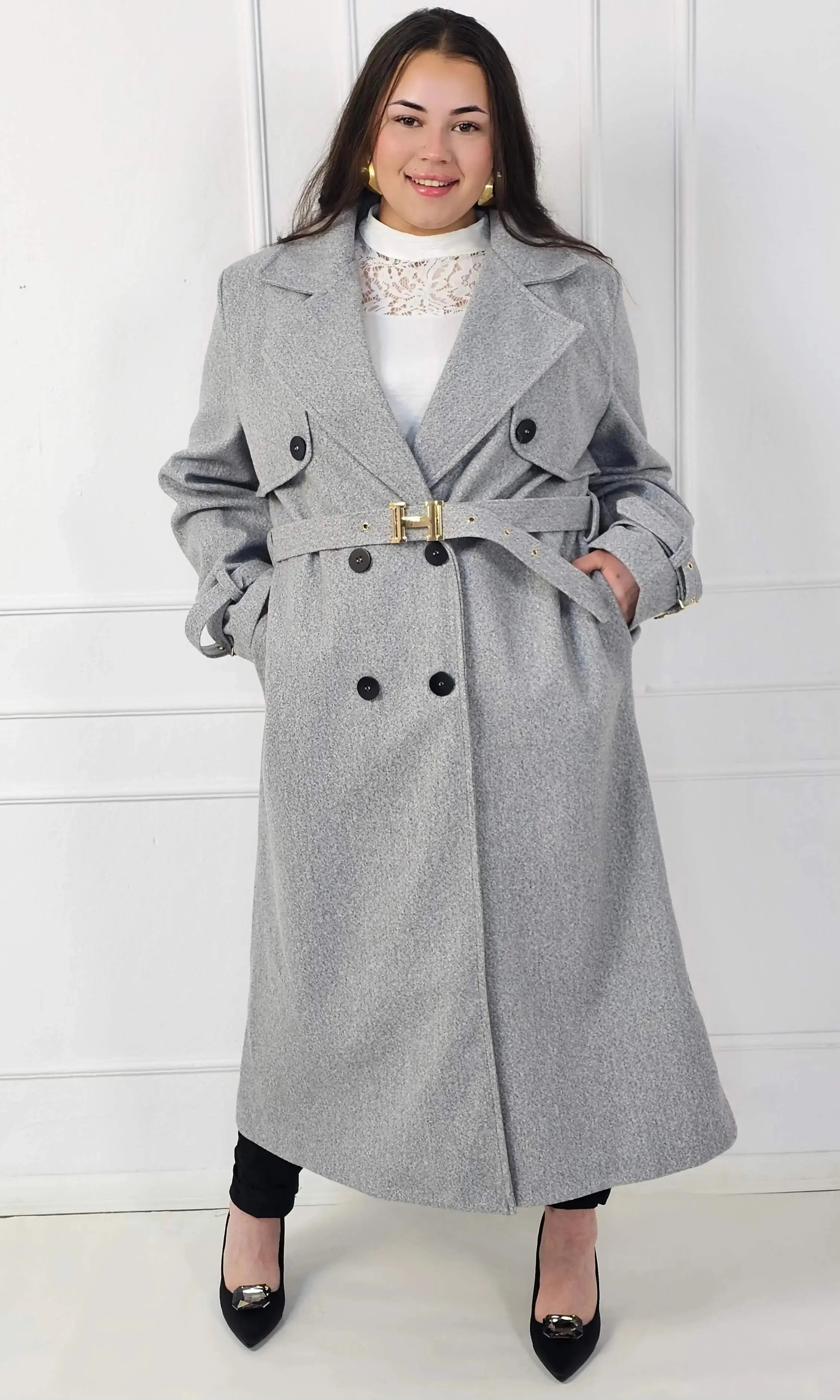 Płaszcz plus size dwurzędowy z paskiem – elegancki płaszcz XXL Stylowa XL