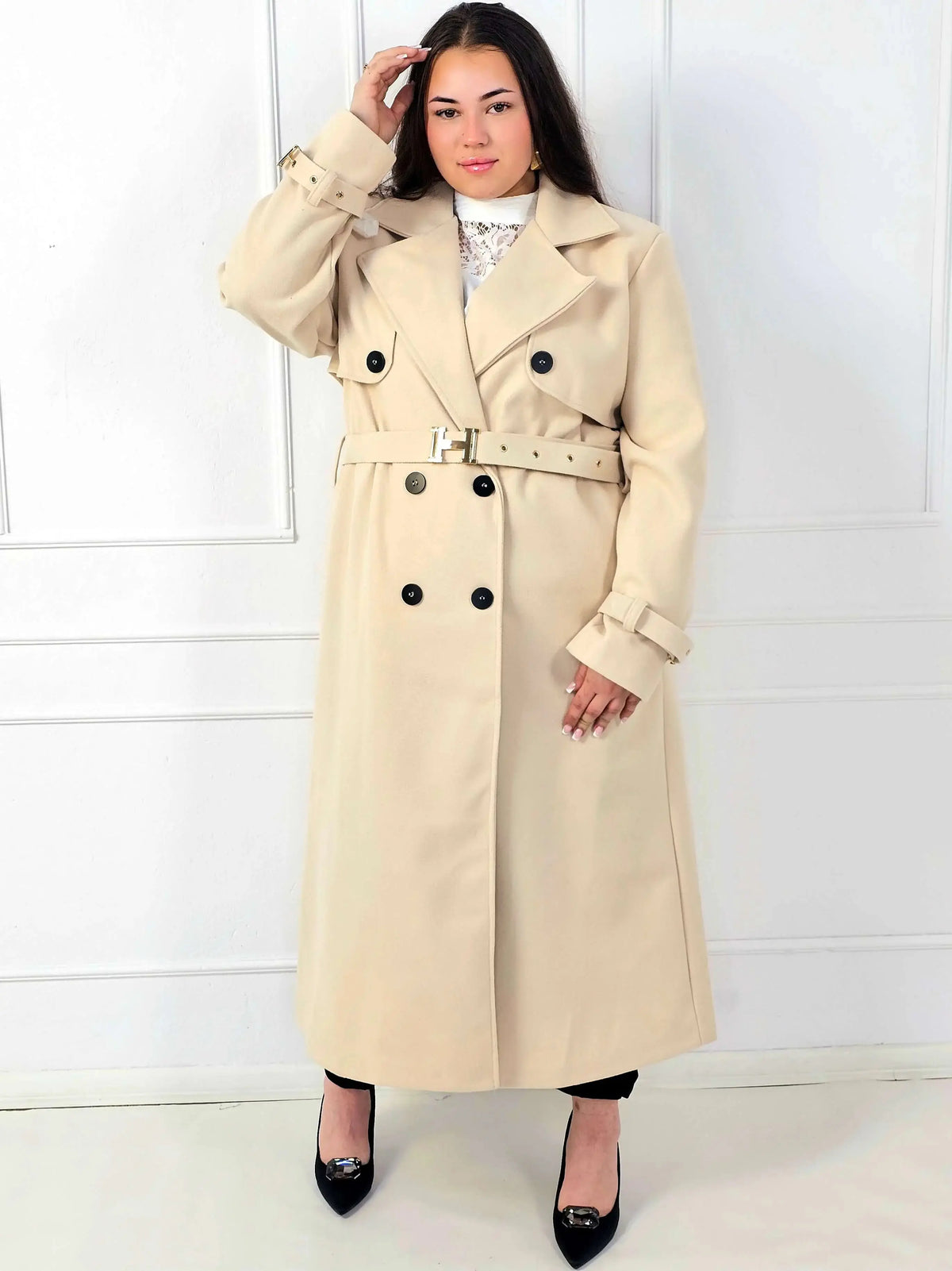 Płaszcz plus size dwurzędowy z paskiem – elegancki płaszcz XXL Stylowa XL