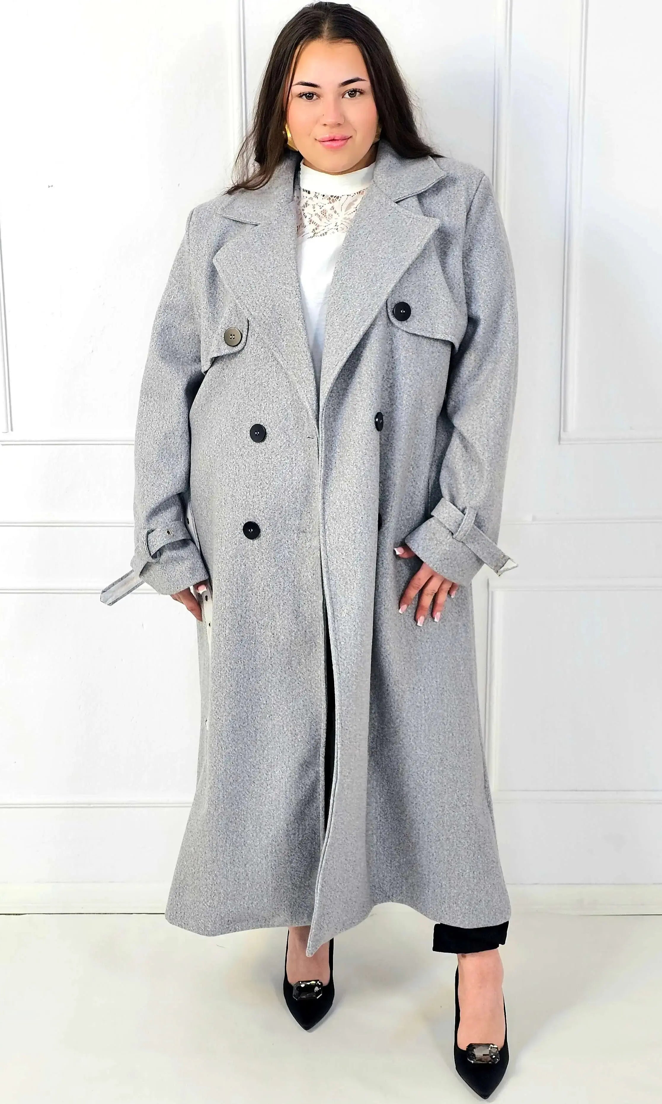 Płaszcz plus size dwurzędowy z paskiem – elegancki płaszcz XXL Stylowa XL