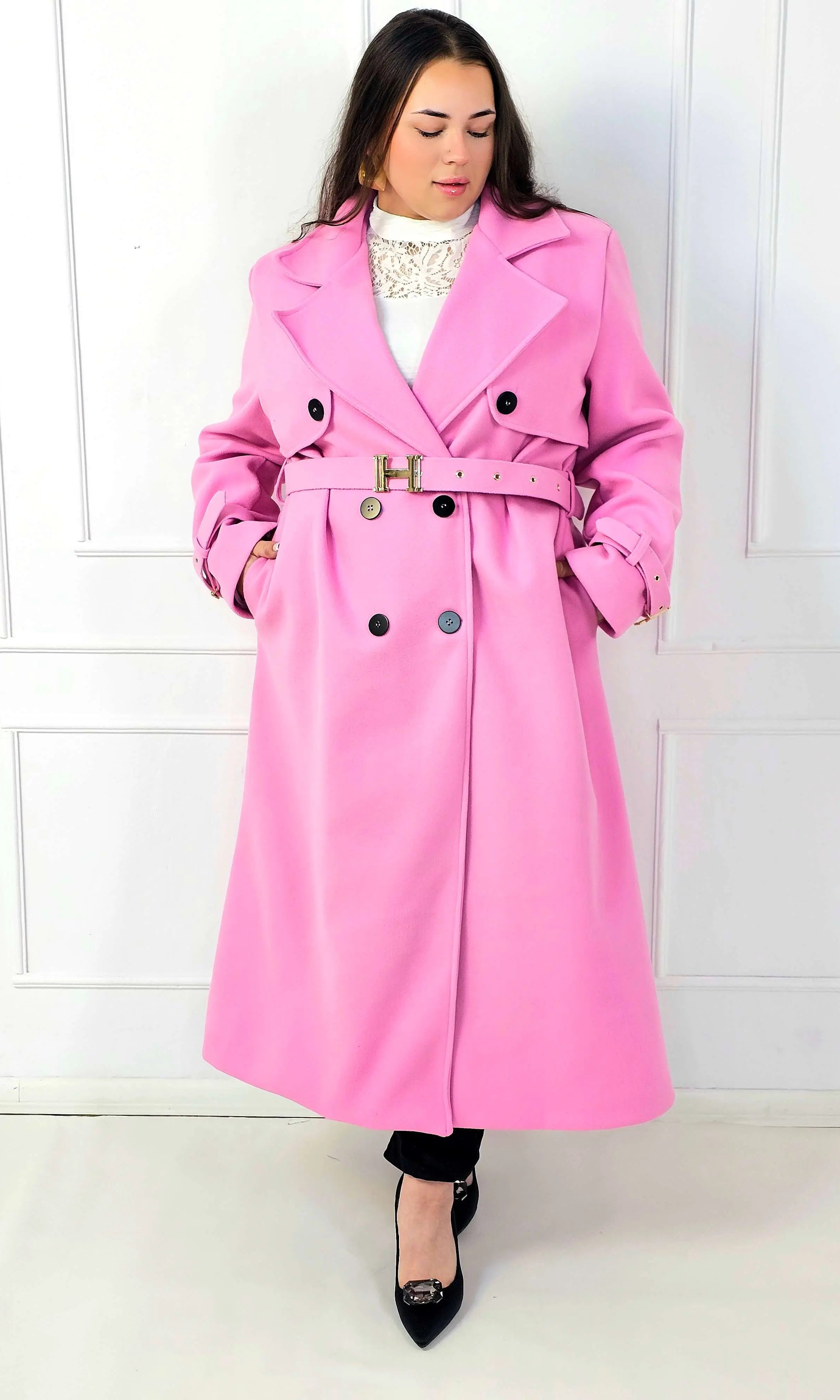 Płaszcz plus size dwurzędowy z paskiem – elegancki płaszcz XXL Stylowa XL