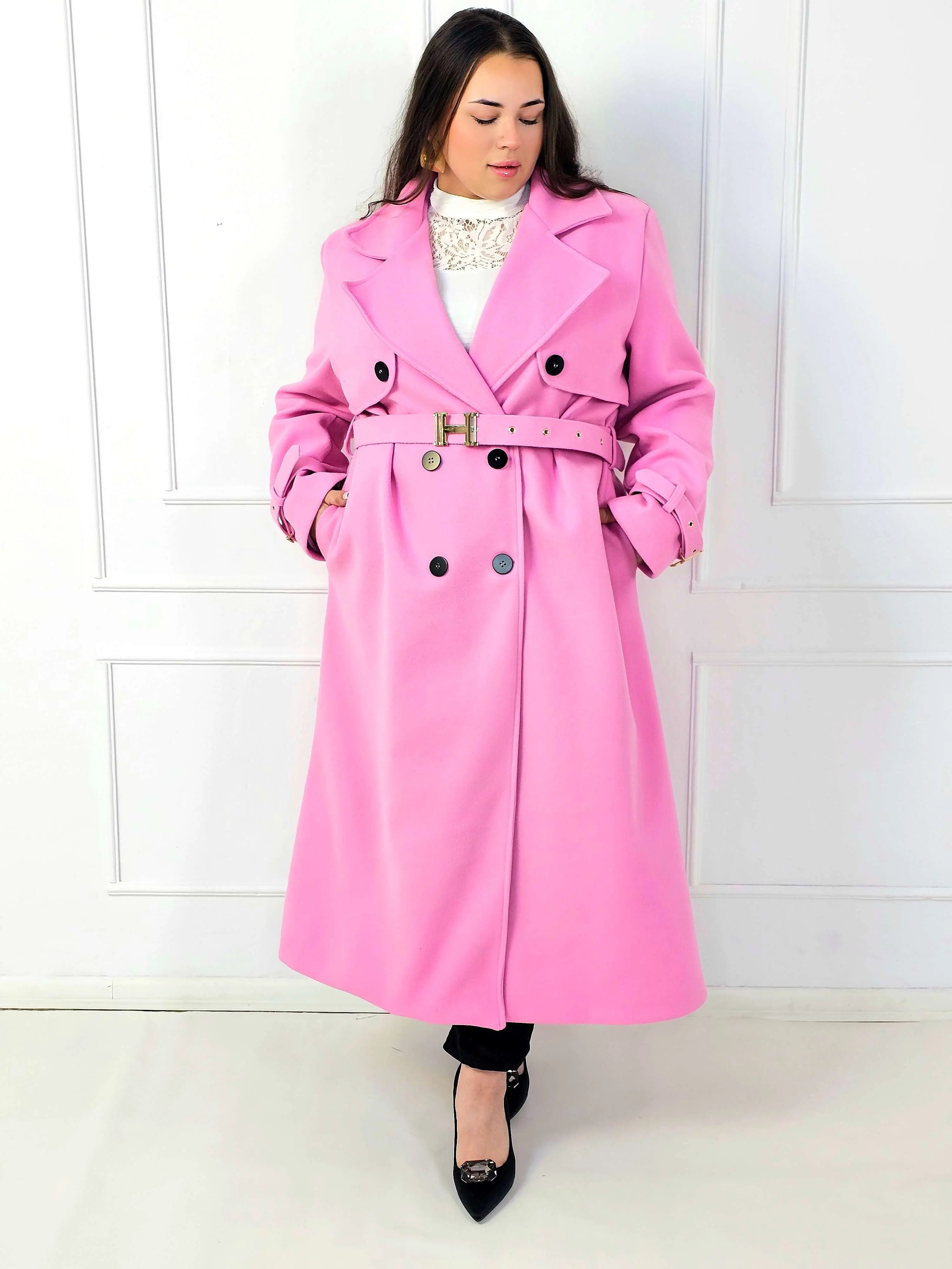 Płaszcz plus size dwurzędowy z paskiem – elegancki płaszcz XXL Stylowa XL