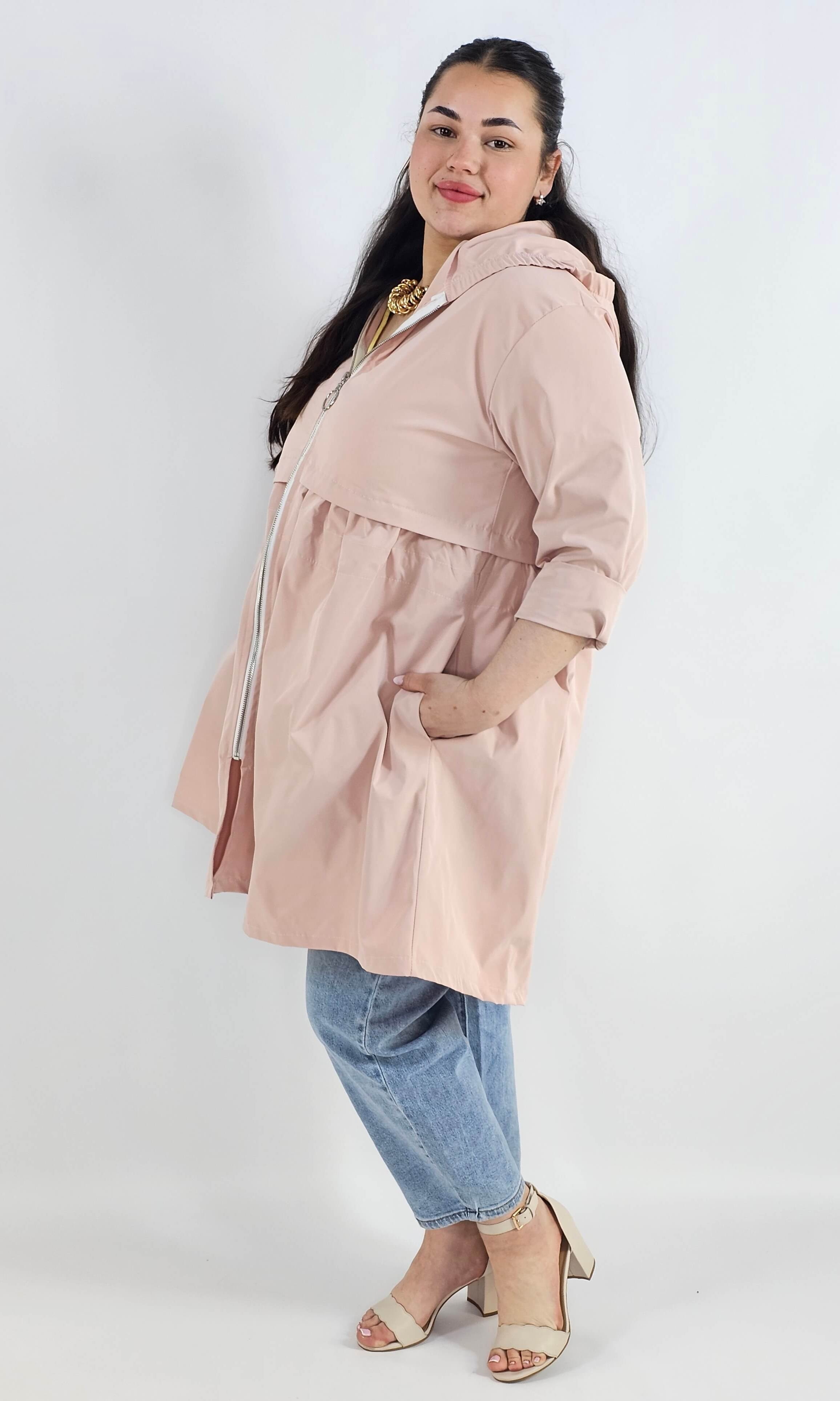 Płaszcz plus size z kapturem – lekkość, która otula sylwetkę Stylowa XL