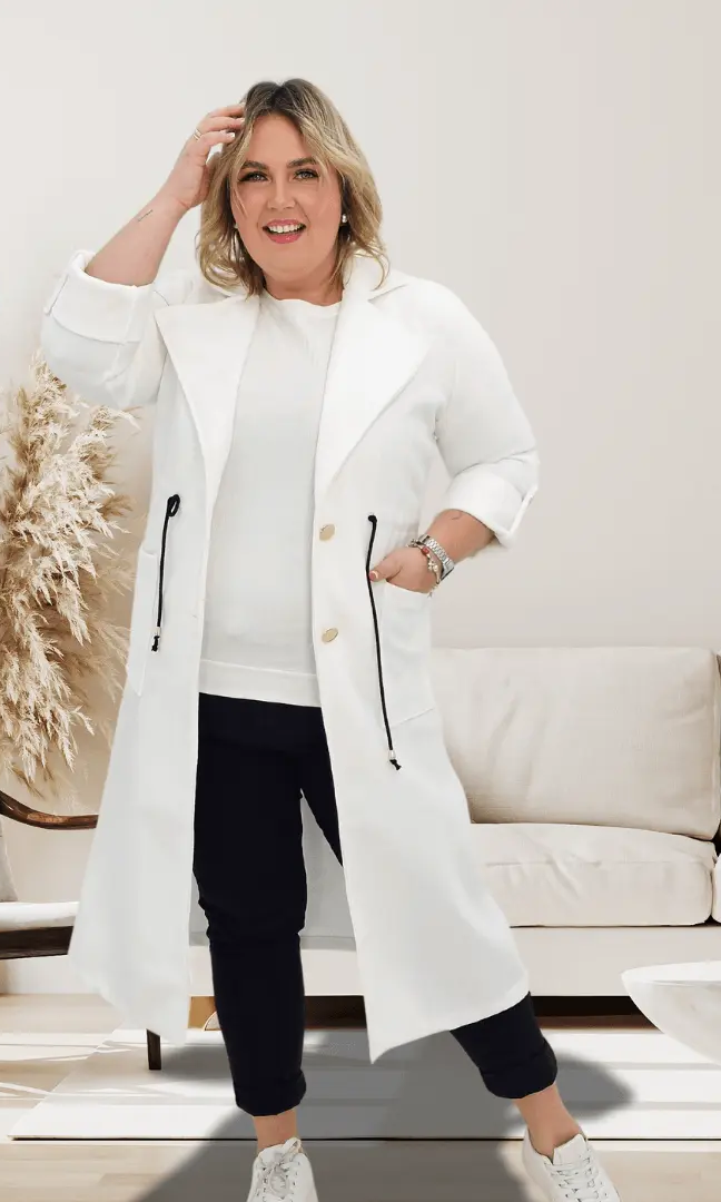 Płaszczyk wiosenny- biały Stylowa XL