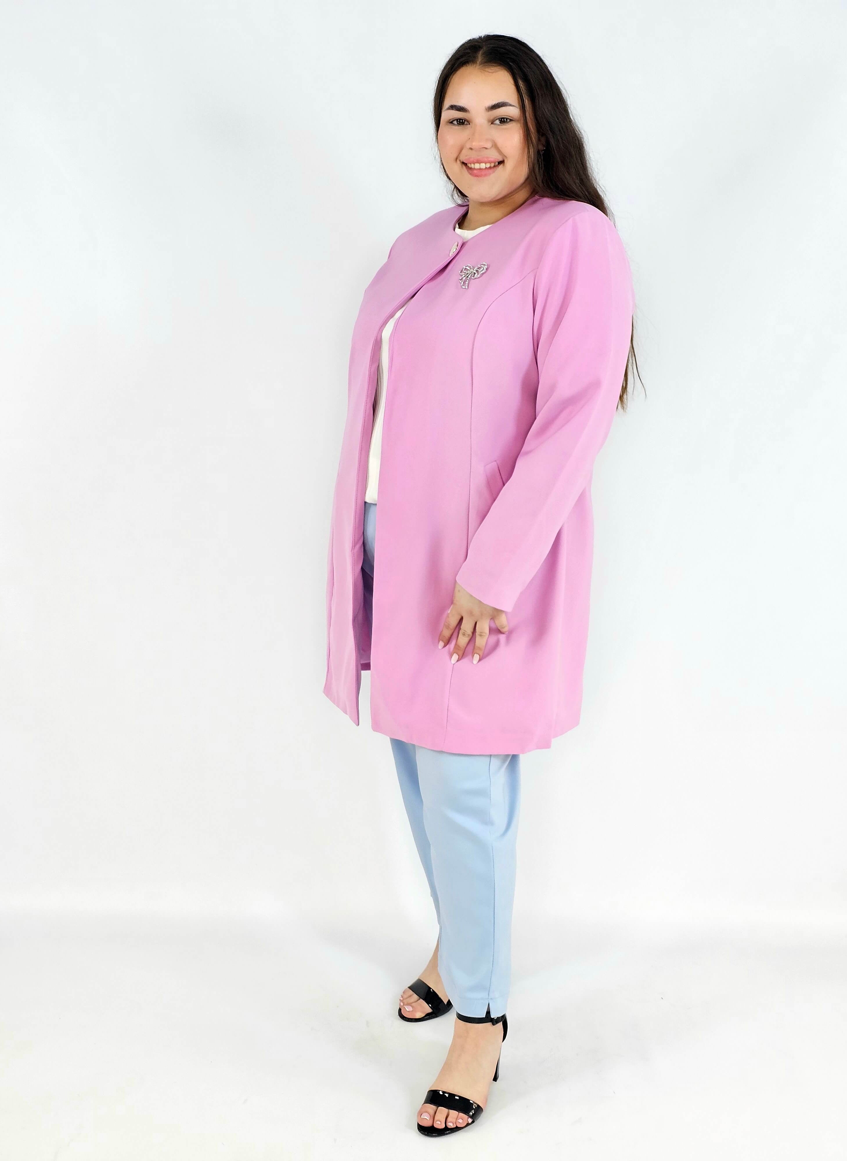 Przedłużana Marynarka Plus Size – Szyk i Komfort w Jednym | StylowaXL Stylowa XL