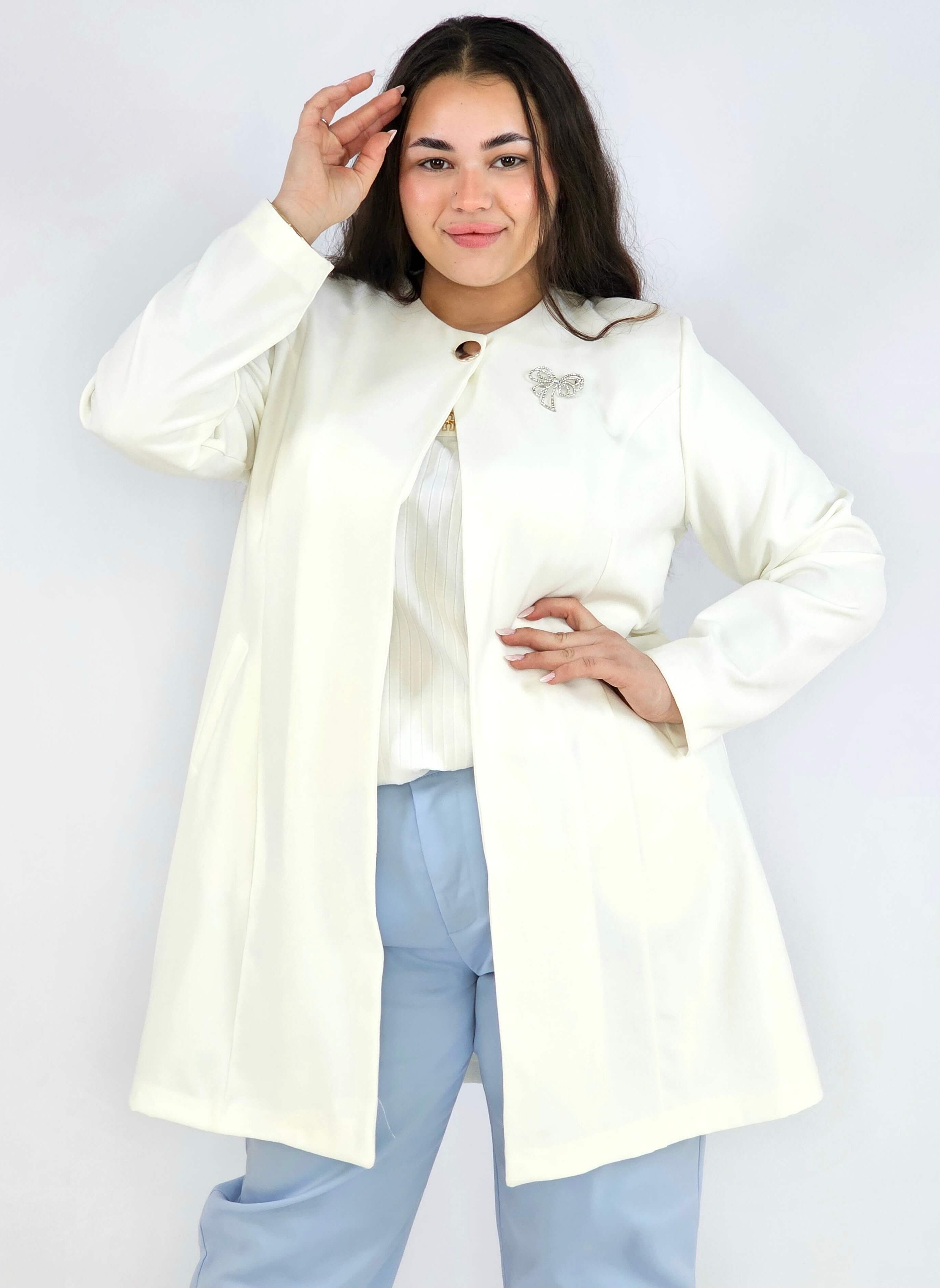 Przedłużana Marynarka Plus Size – Szyk i Komfort w Jednym | StylowaXL Stylowa XL