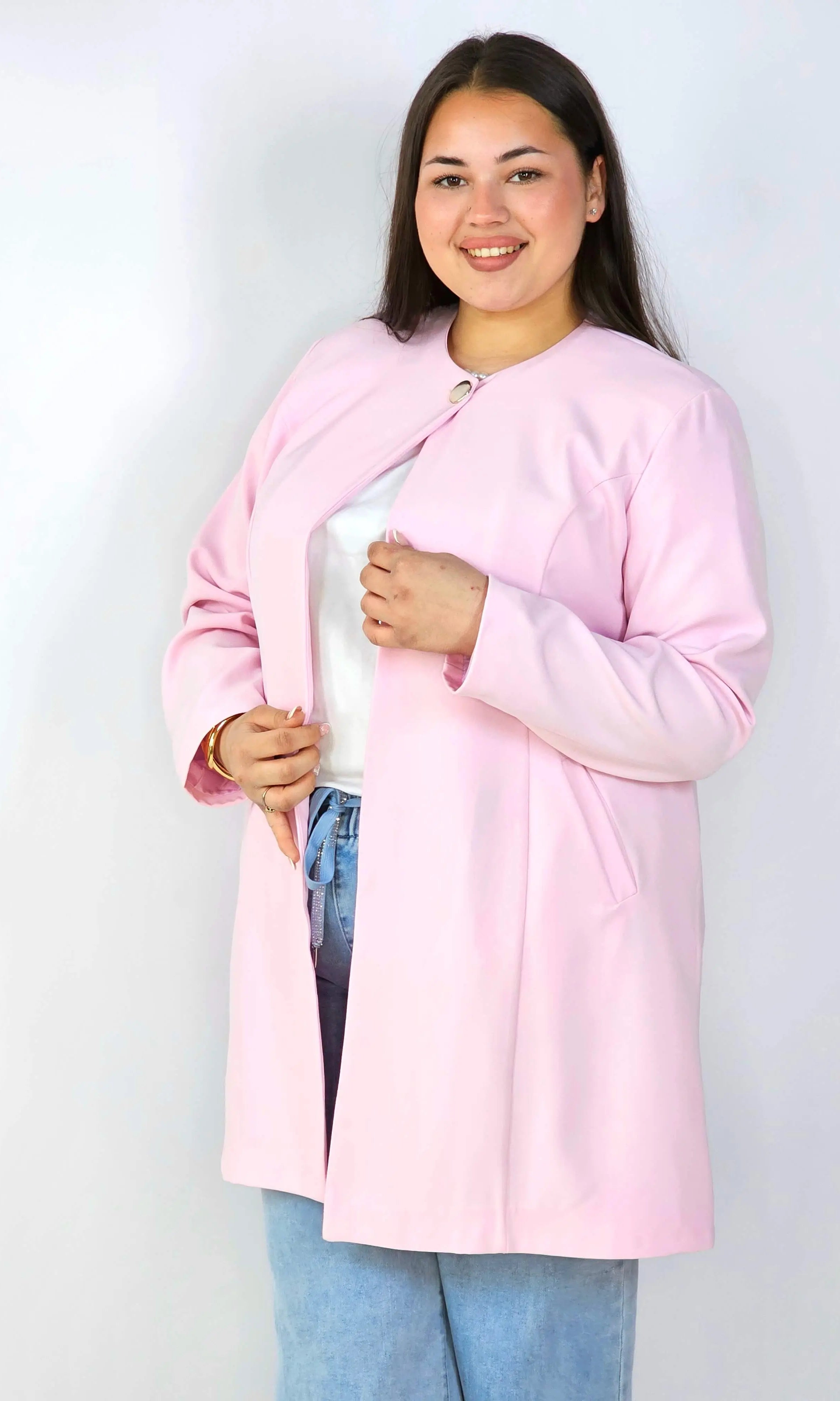 Przedłużana Marynarka Plus Size – Szyk i Komfort w Jednym | StylowaXL Stylowa XL