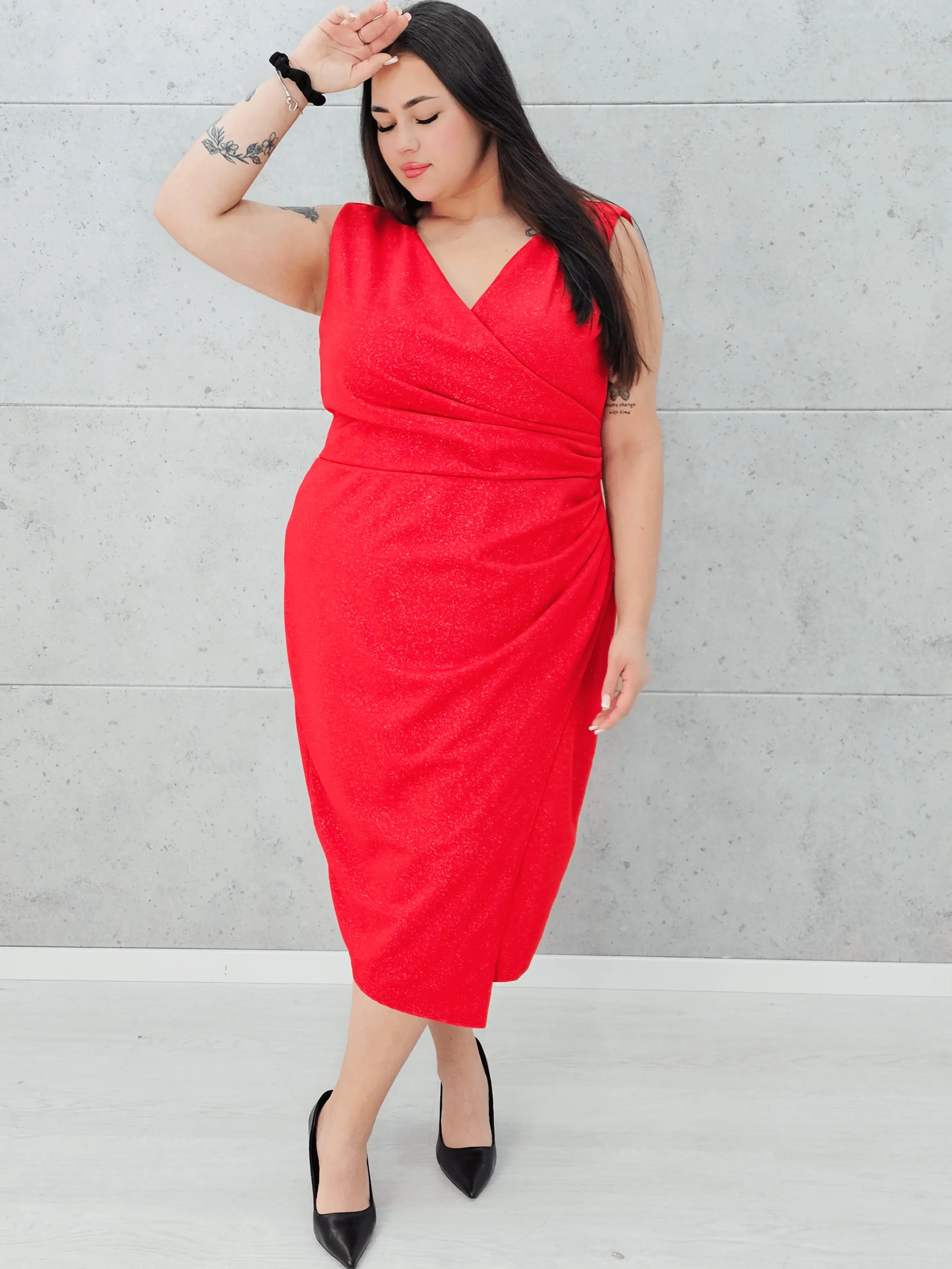 Rozpal zmysły – zjawiskowa sukienka czerwona Stylowa XL