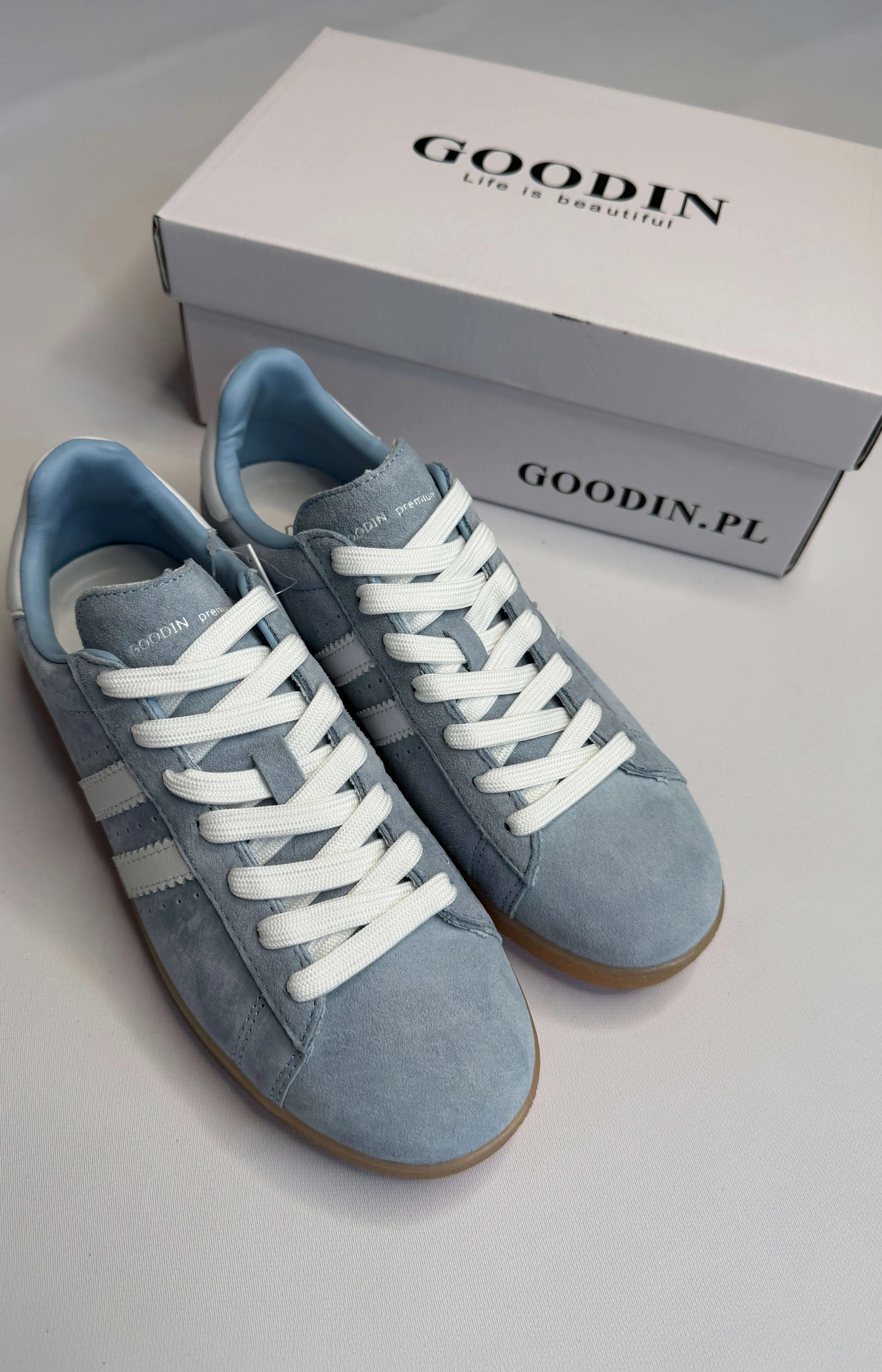 Sneakersy damskie GOODIN błękitne z białymi paskami Stylowa XL
