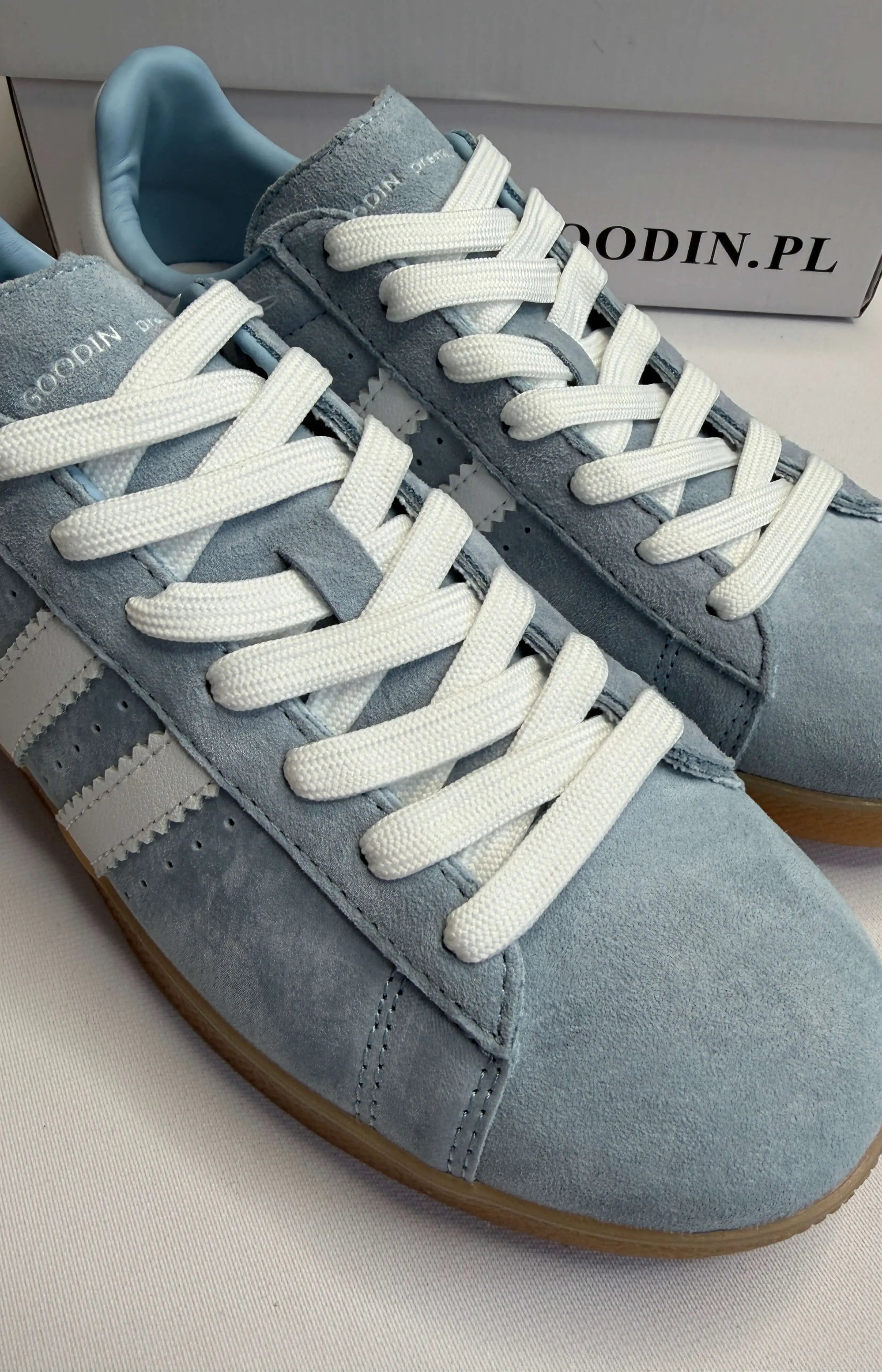 Sneakersy damskie GOODIN błękitne z białymi paskami Stylowa XL