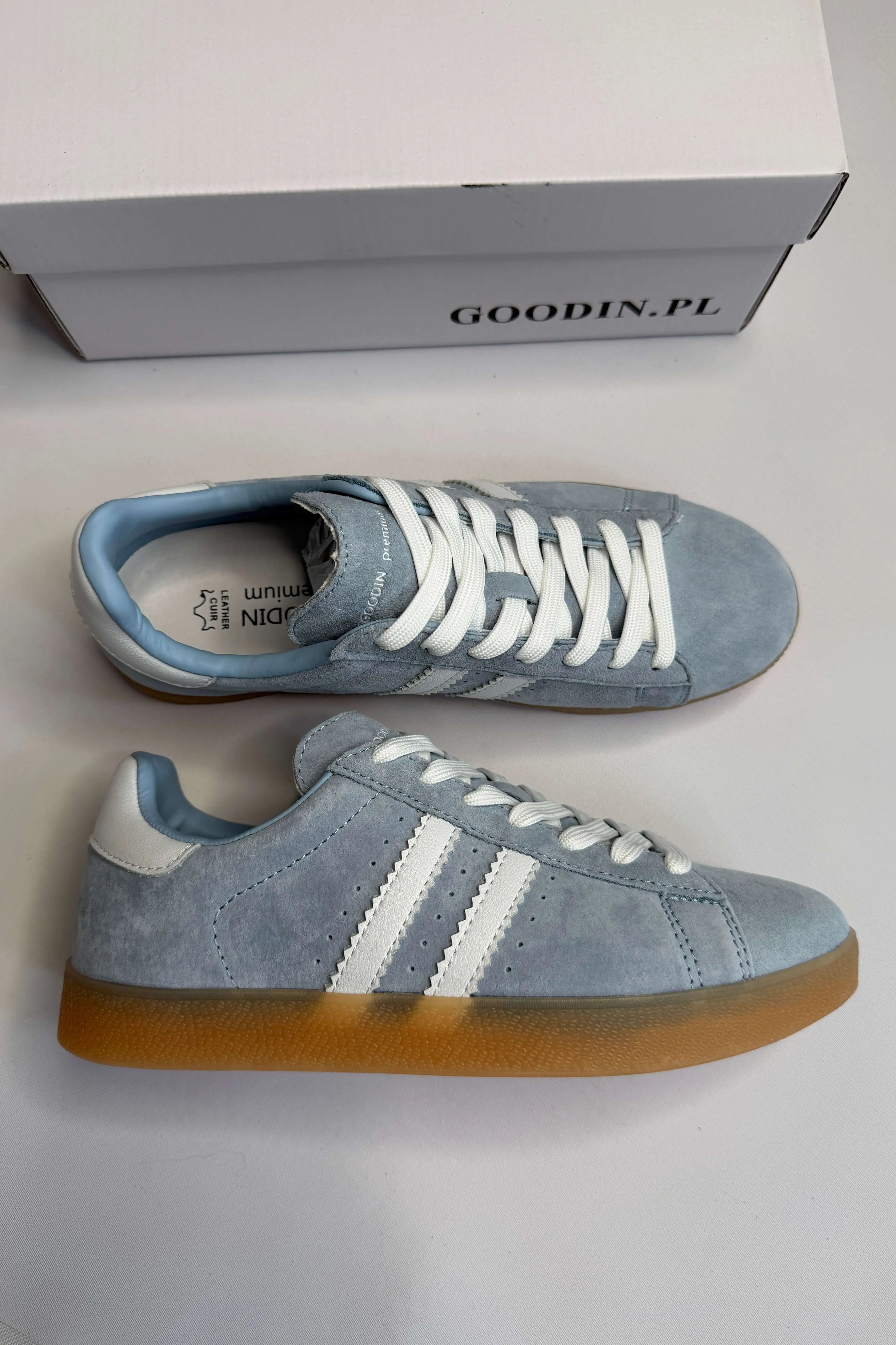 Sneakersy damskie GOODIN błękitne z białymi paskami Stylowa XL