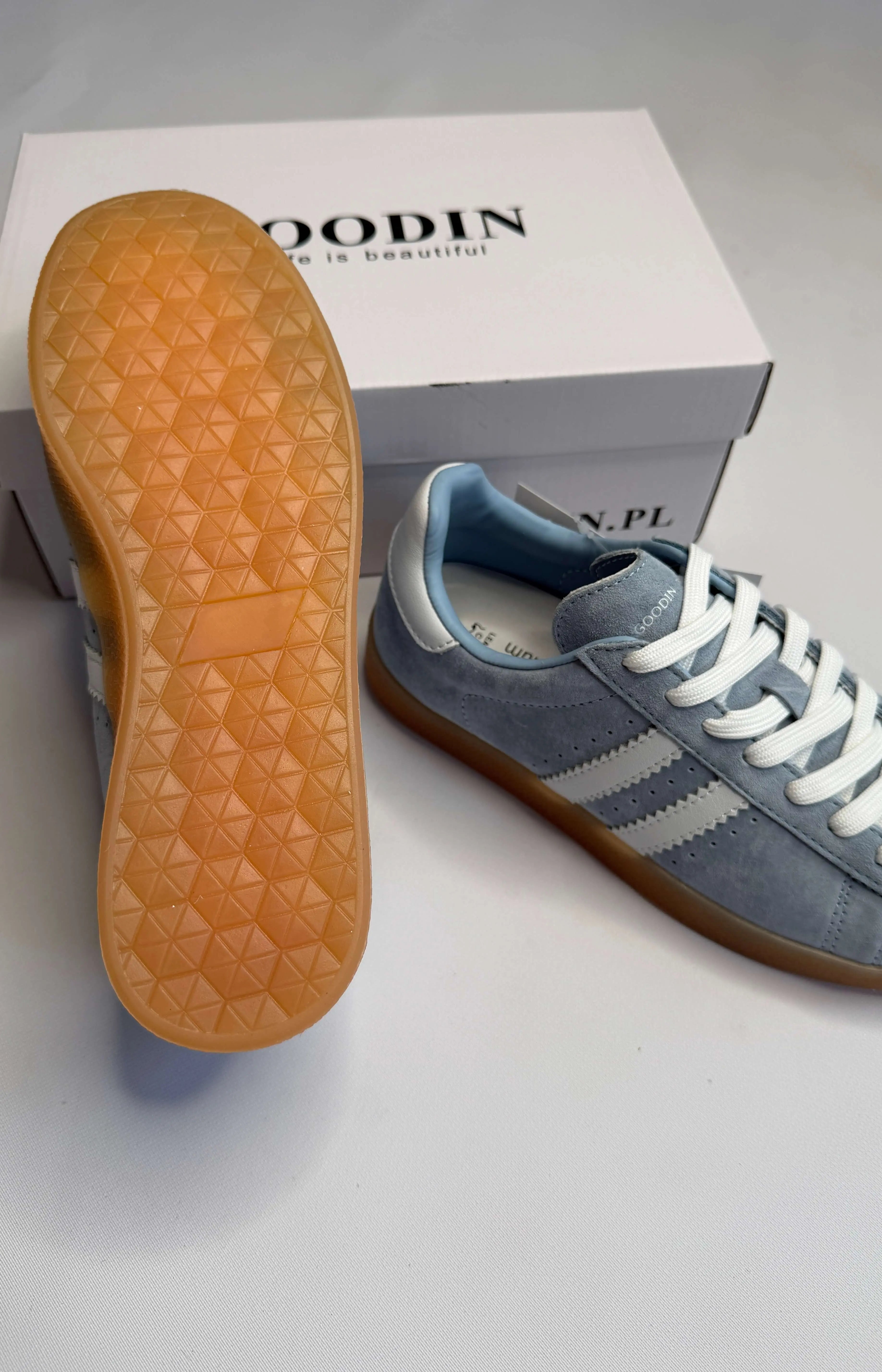 Sneakersy damskie GOODIN błękitne z białymi paskami Stylowa XL
