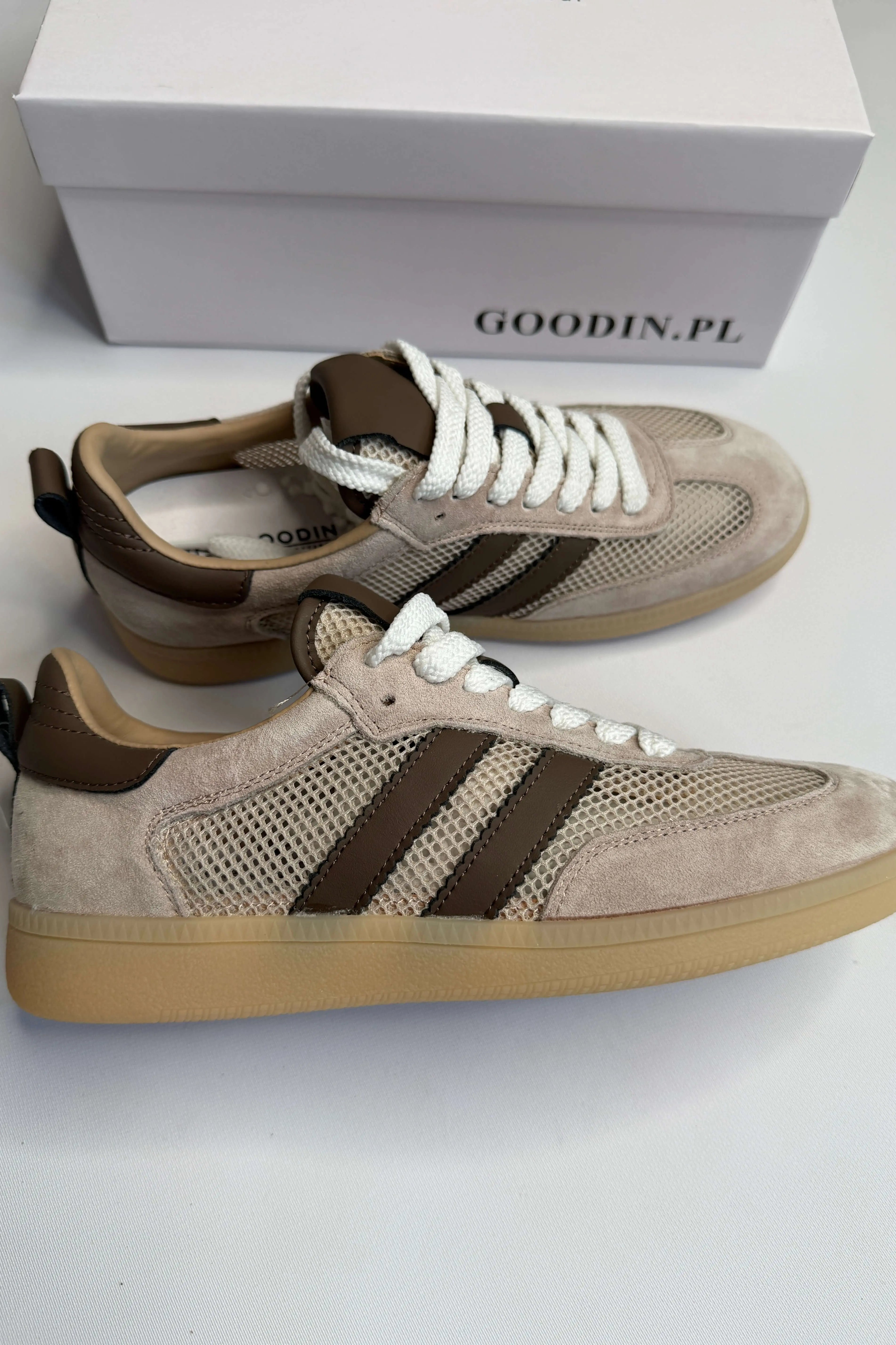 Sneakersy damskie beżowe z siateczką i brązowymi paskami Goodin Stylowa XL