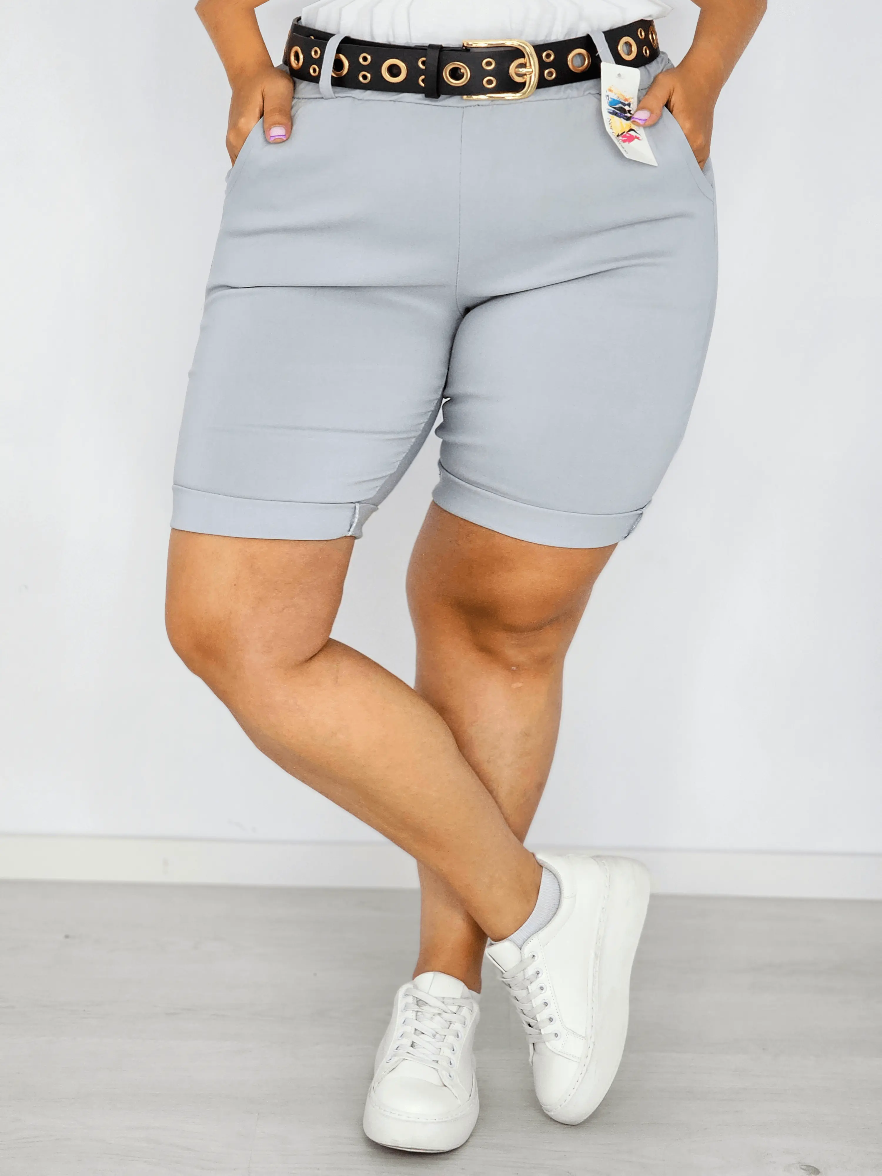 Spodenki z paskiem dostępne w kolorach Stylowa XL