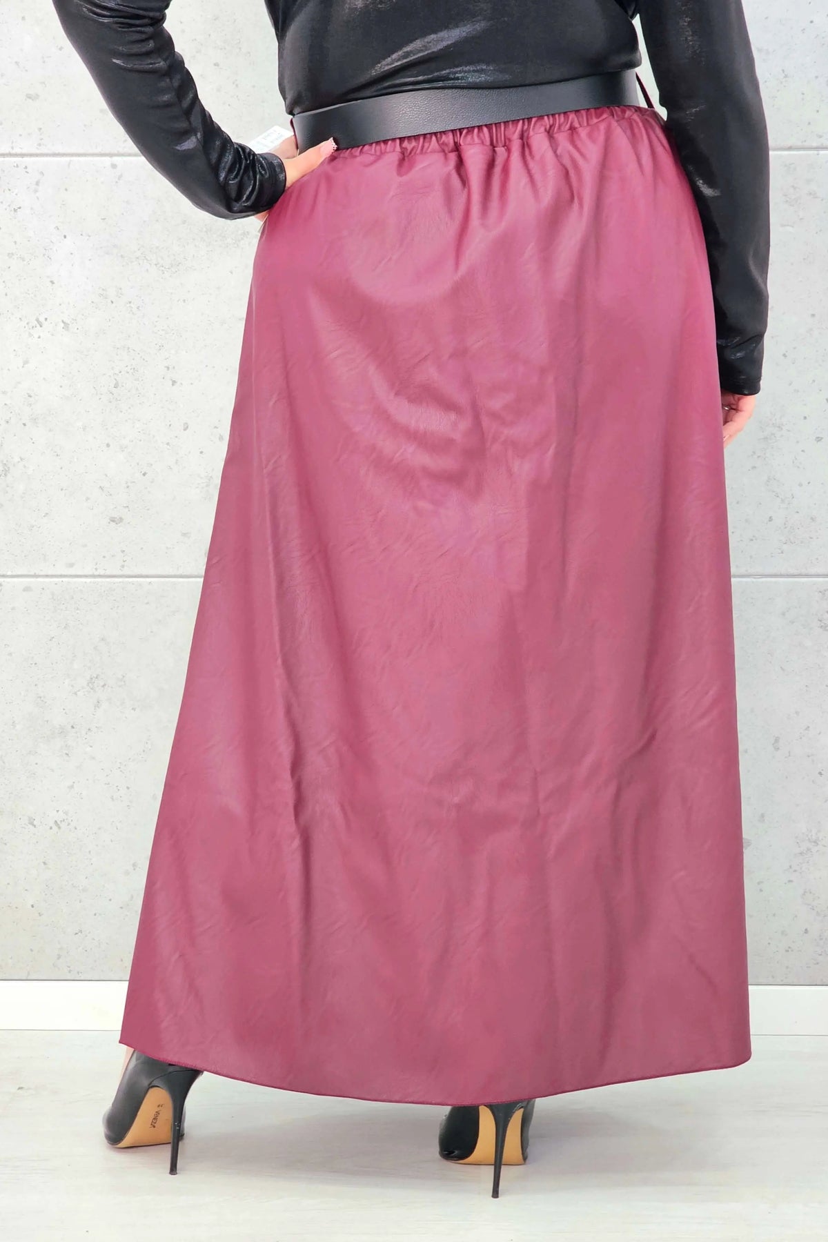 Spódnica Plus Size z Ekoskóry StylowaXL – Styl, Komfort i Kobiecy Detal dla Kobiet XXL Stylowa XL