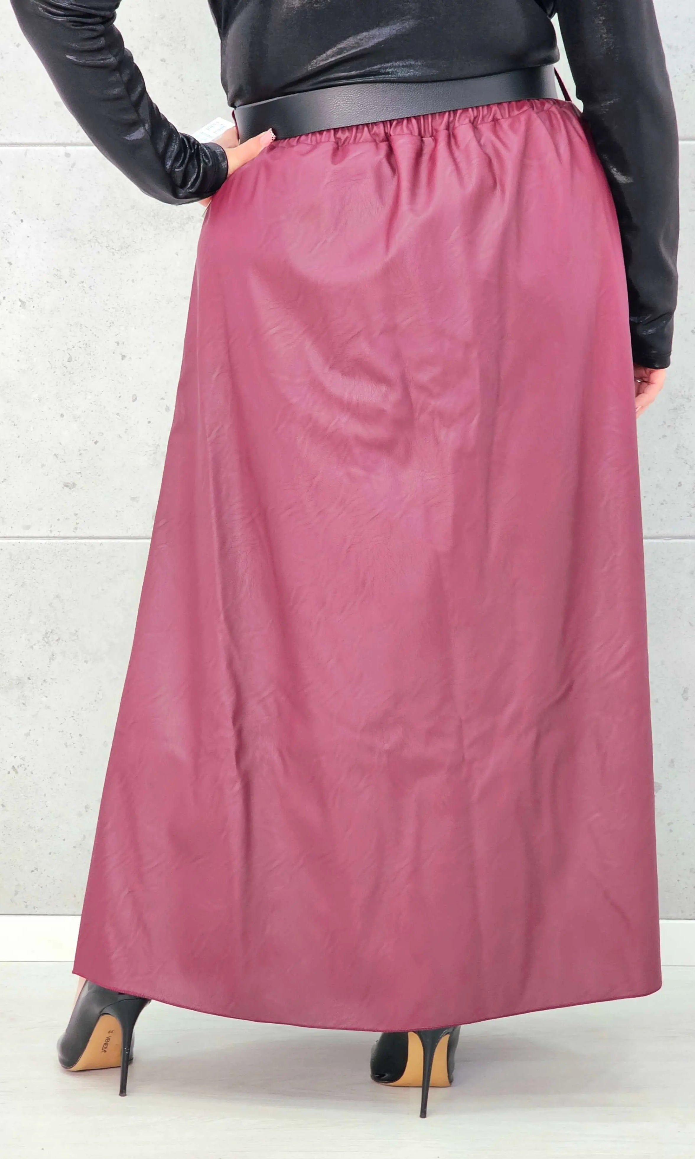 Spódnica Plus Size z Ekoskóry StylowaXL – Styl, Komfort i Kobiecy Detal dla Kobiet XXL Stylowa XL