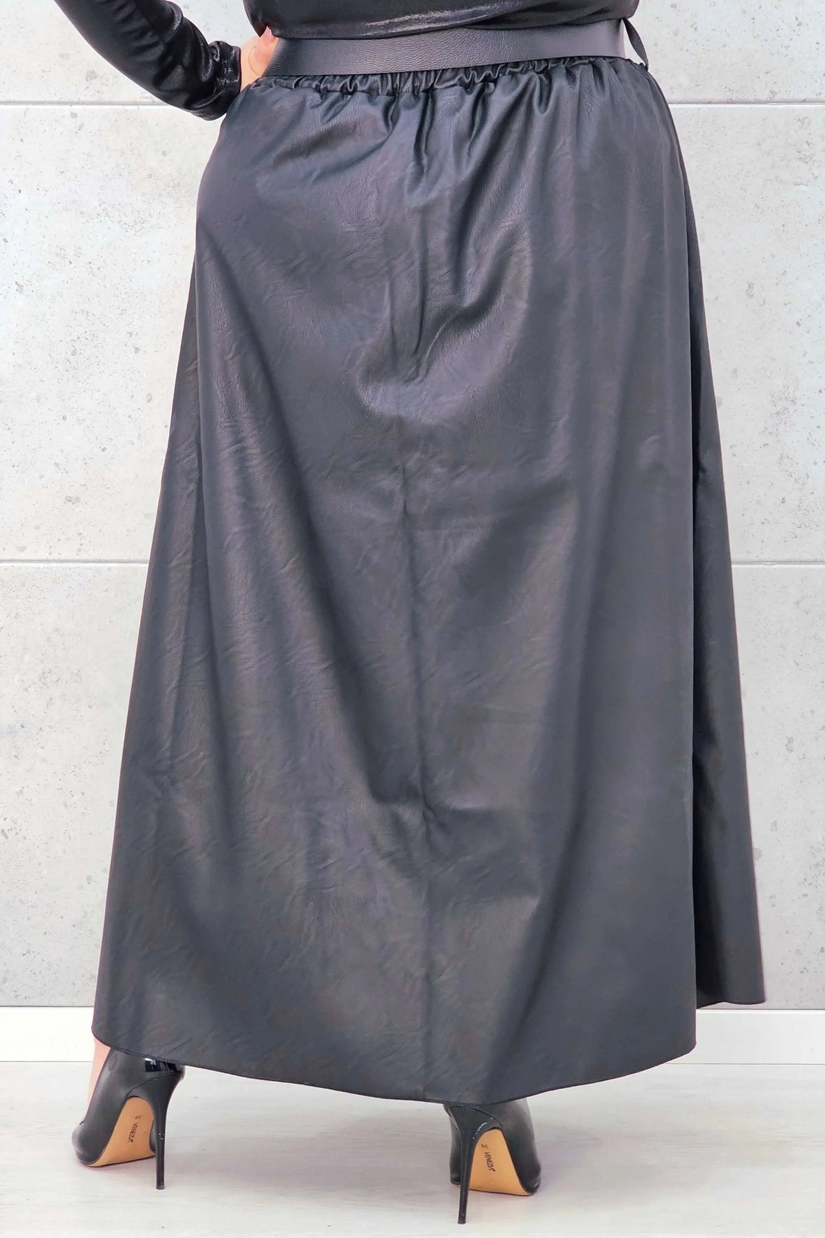 Spódnica Plus Size z Ekoskóry StylowaXL – Styl, Komfort i Kobiecy Detal dla Kobiet XXL Stylowa XL