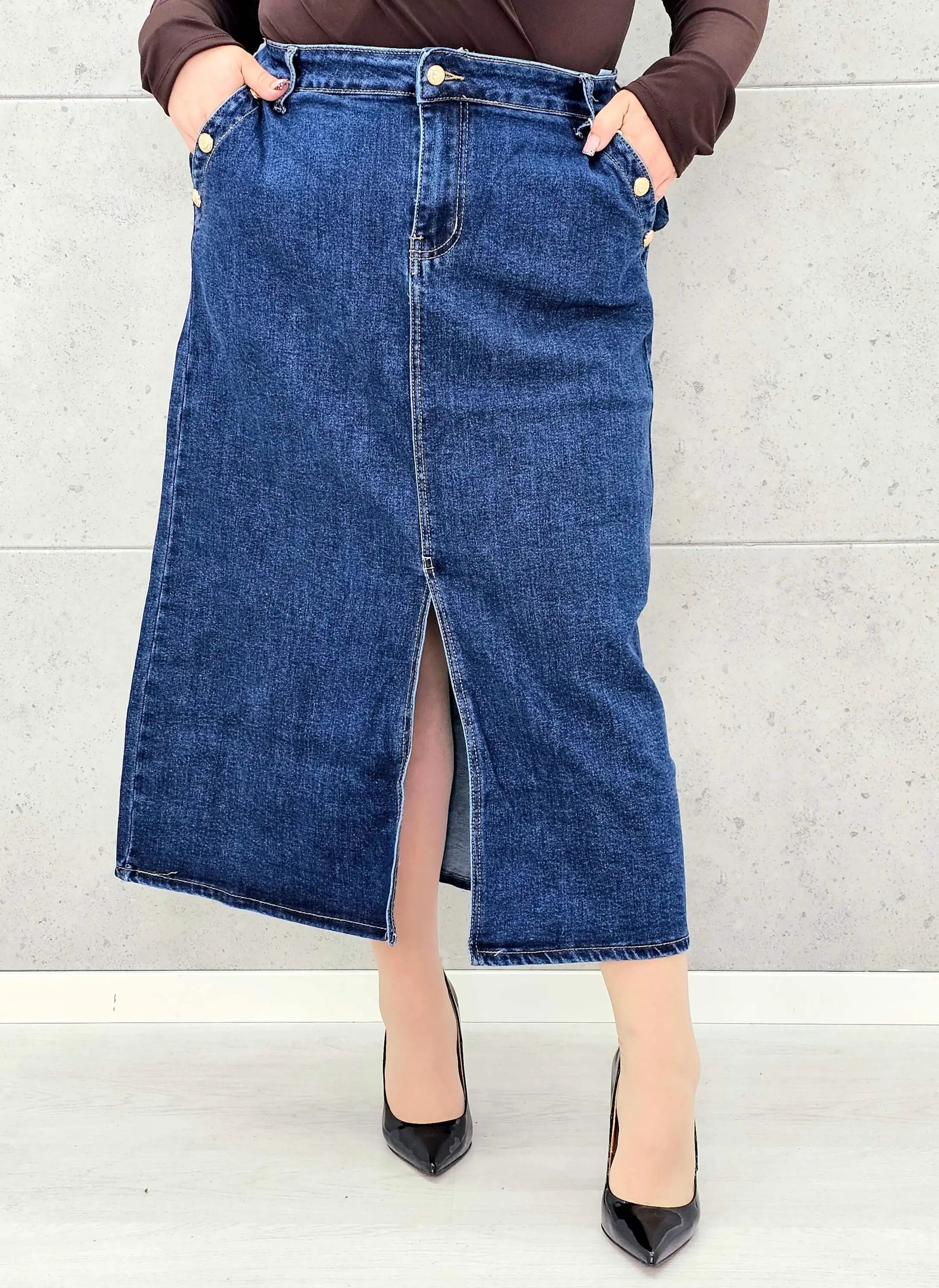 Spódnica jeansowa plus size midi z rozcięciem – idealna dla każdej sylwetki XXL Stylowa XL