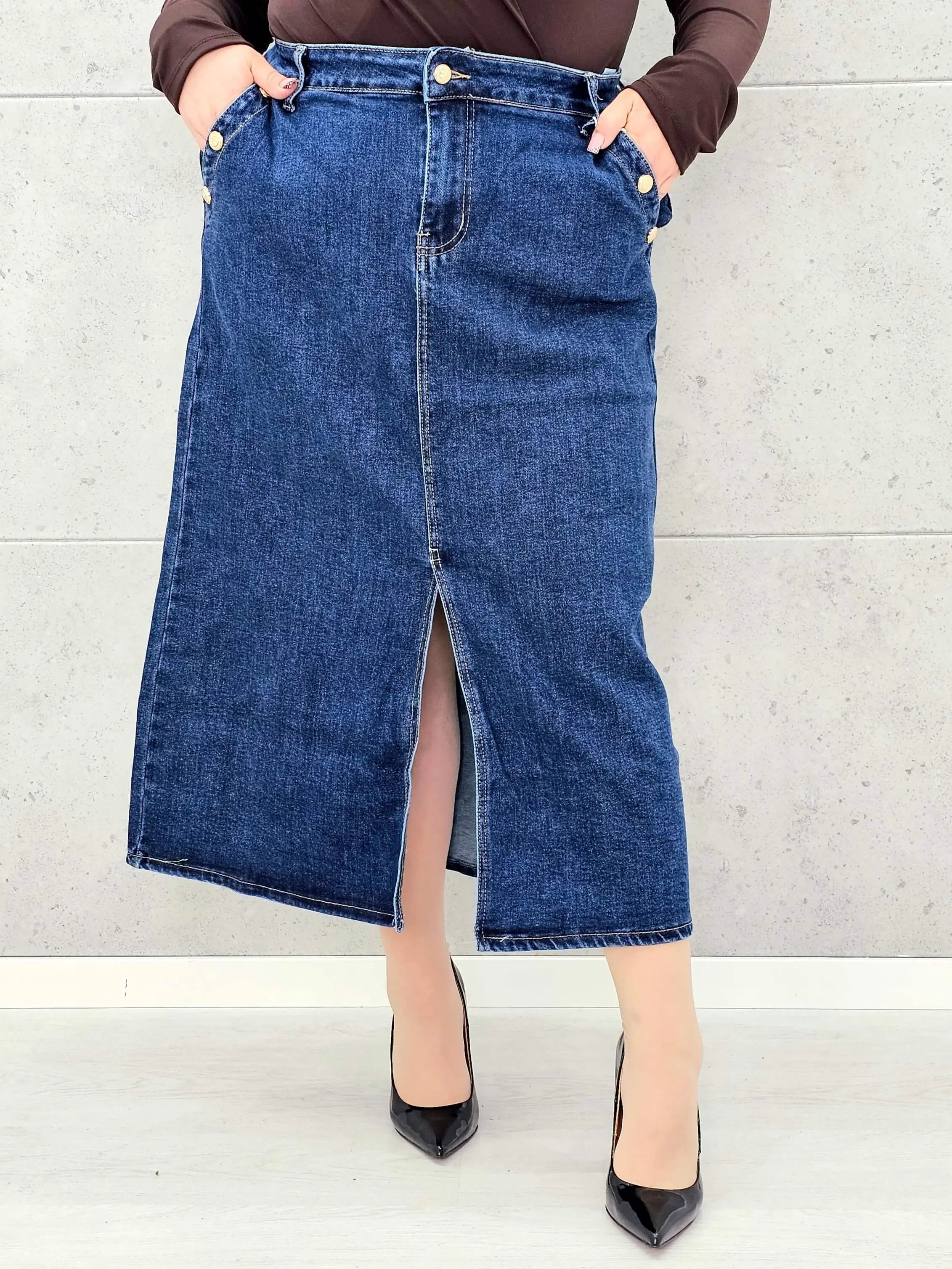 Spódnica jeansowa plus size midi z rozcięciem – idealna dla każdej sylwetki XXL Stylowa XL