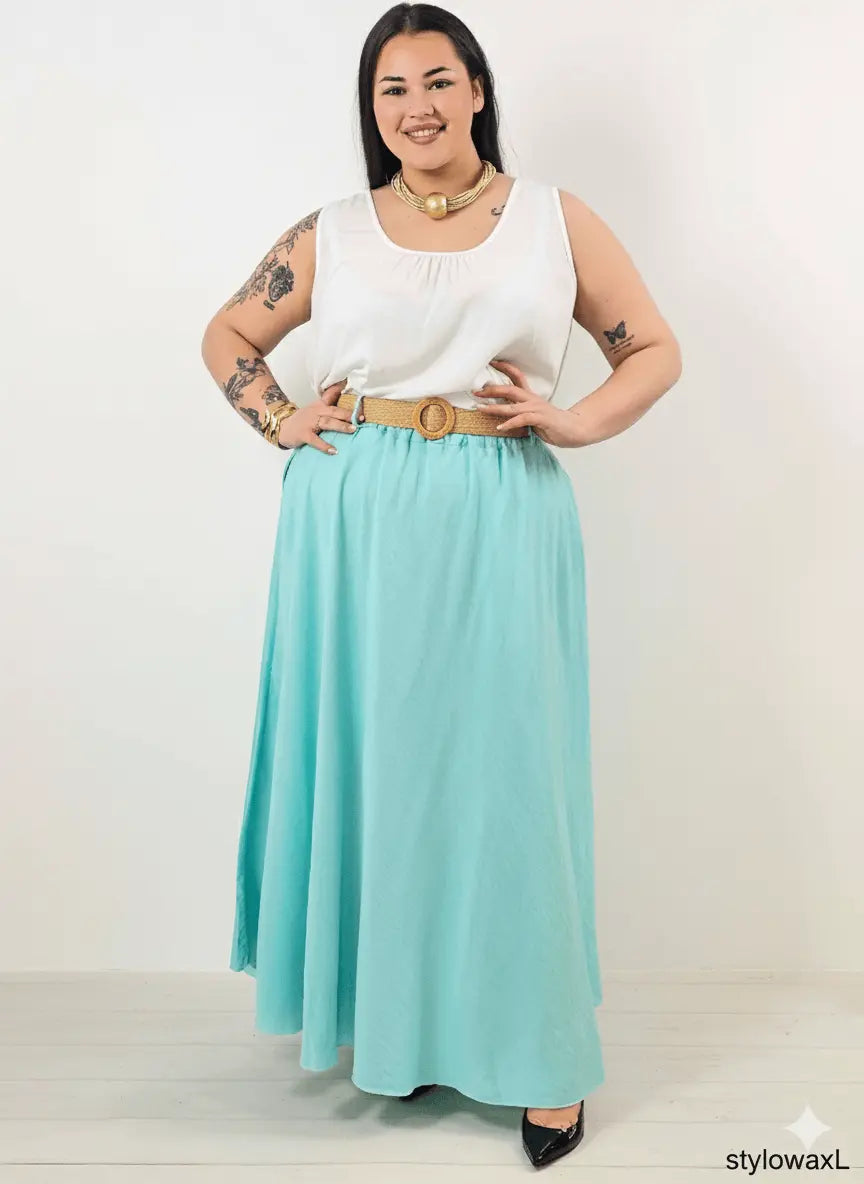 Spódnica maxi plus size – lejąca, rozkloszowana spódnica XXL z gumką w pasie i paskiem Stylowa XL