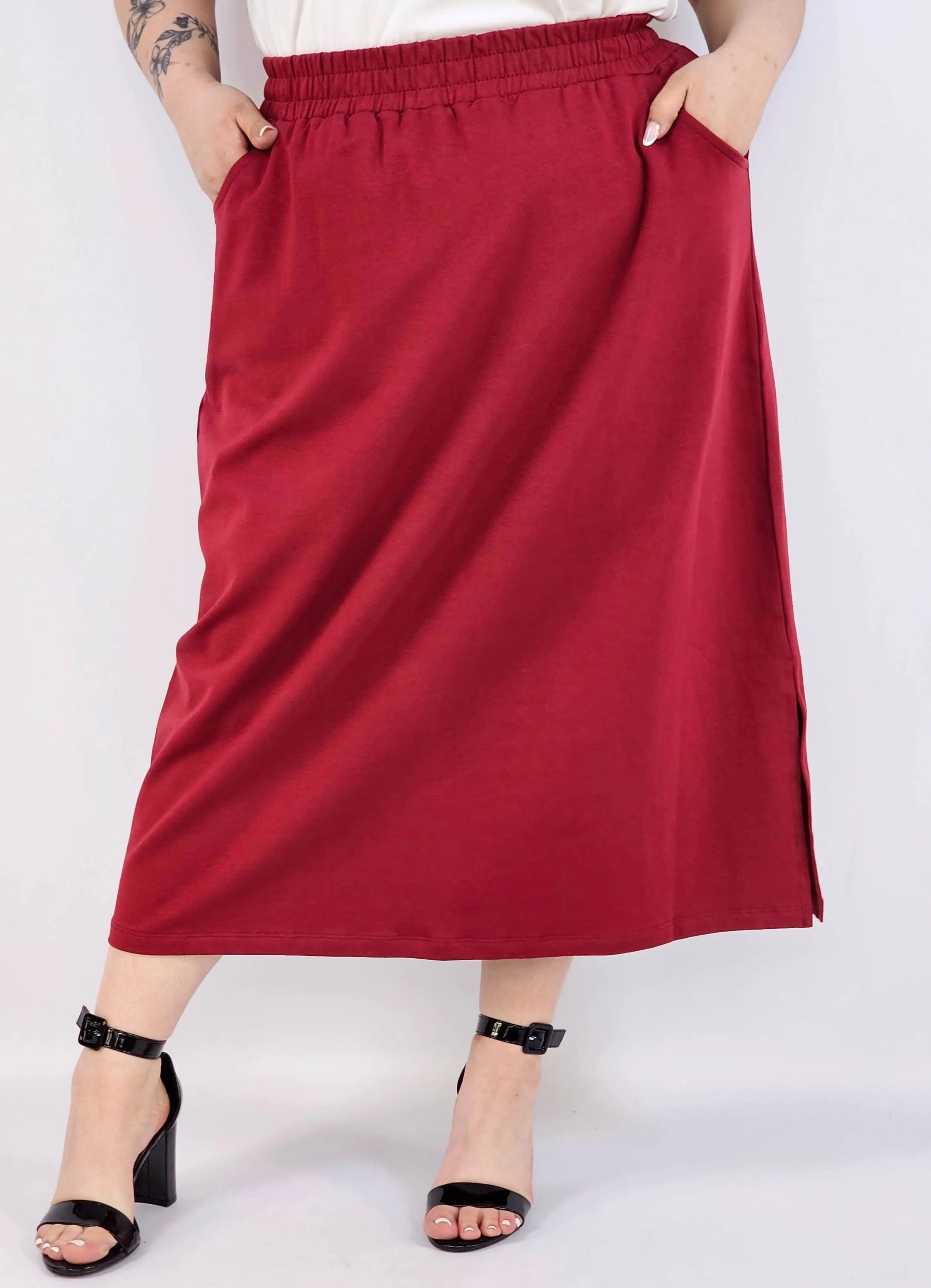 Spódnica midi plus size z kieszeniami – stylowa, wygodna i kobieca Stylowa XL