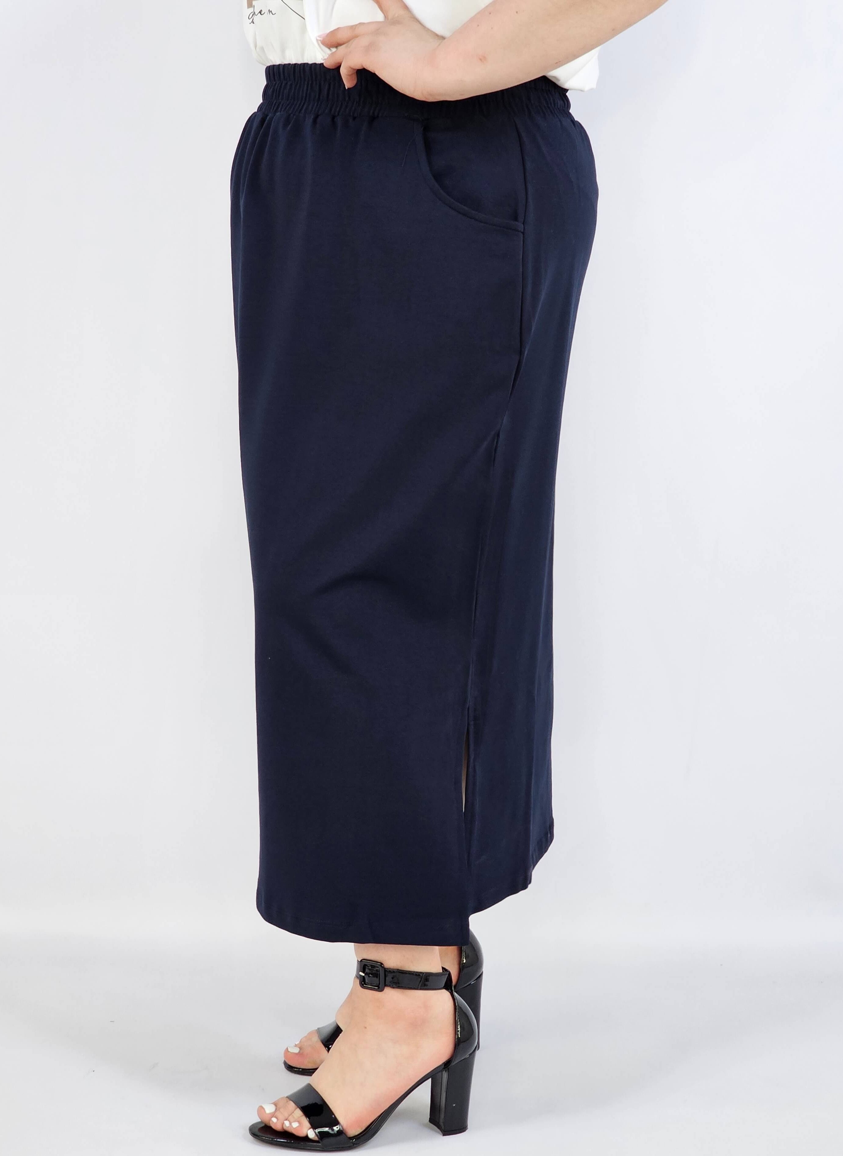 Spódnica midi plus size z kieszeniami – stylowa, wygodna i kobieca Stylowa XL