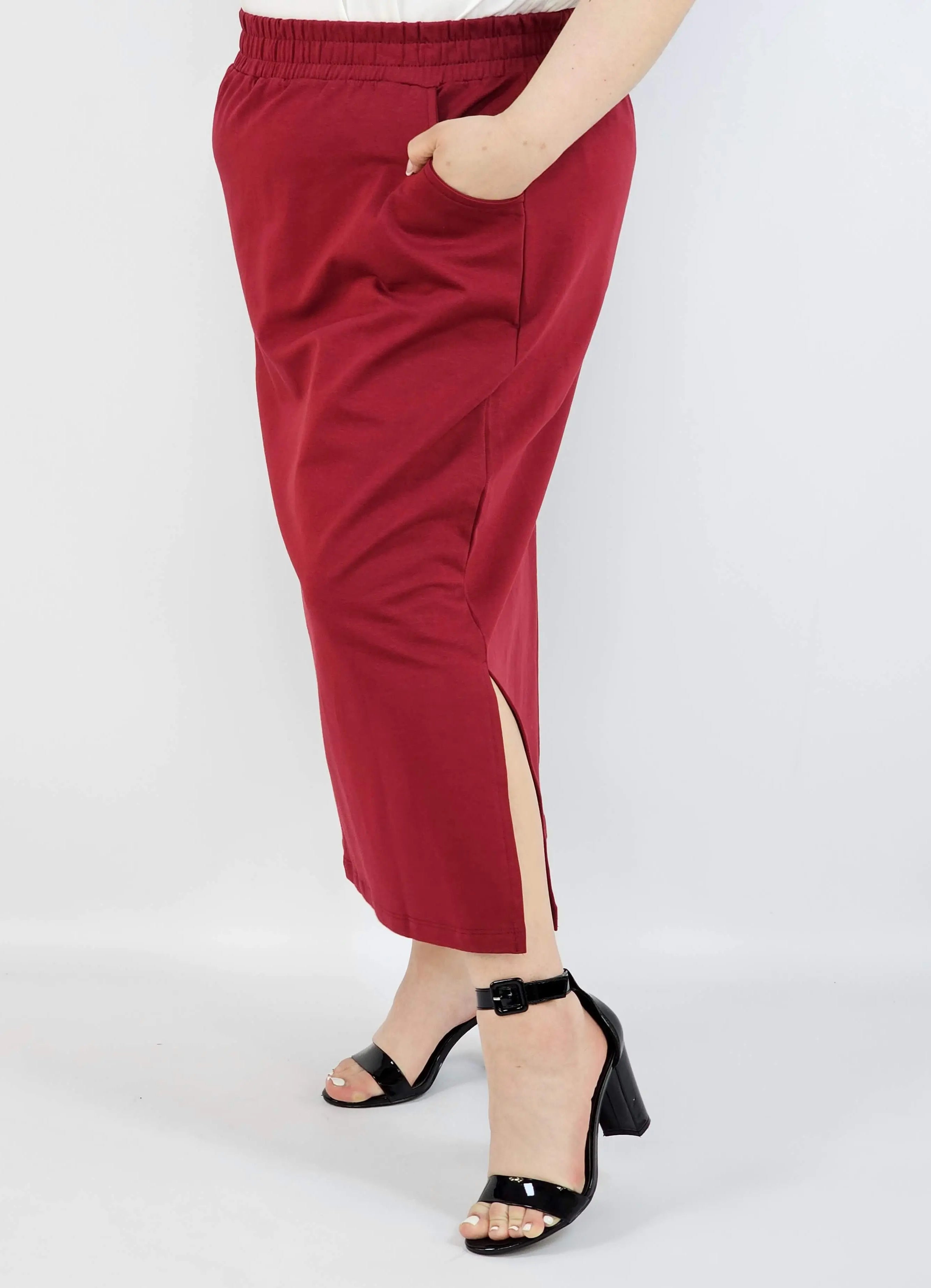 Spódnica midi plus size z kieszeniami – stylowa, wygodna i kobieca Stylowa XL